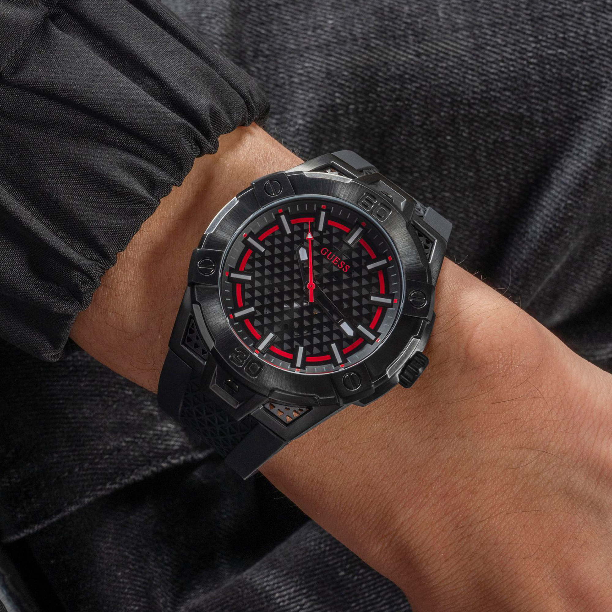 Guess Sport Men Quartz Black Dial Analog Silicone Watch GW0712G1 - view 5