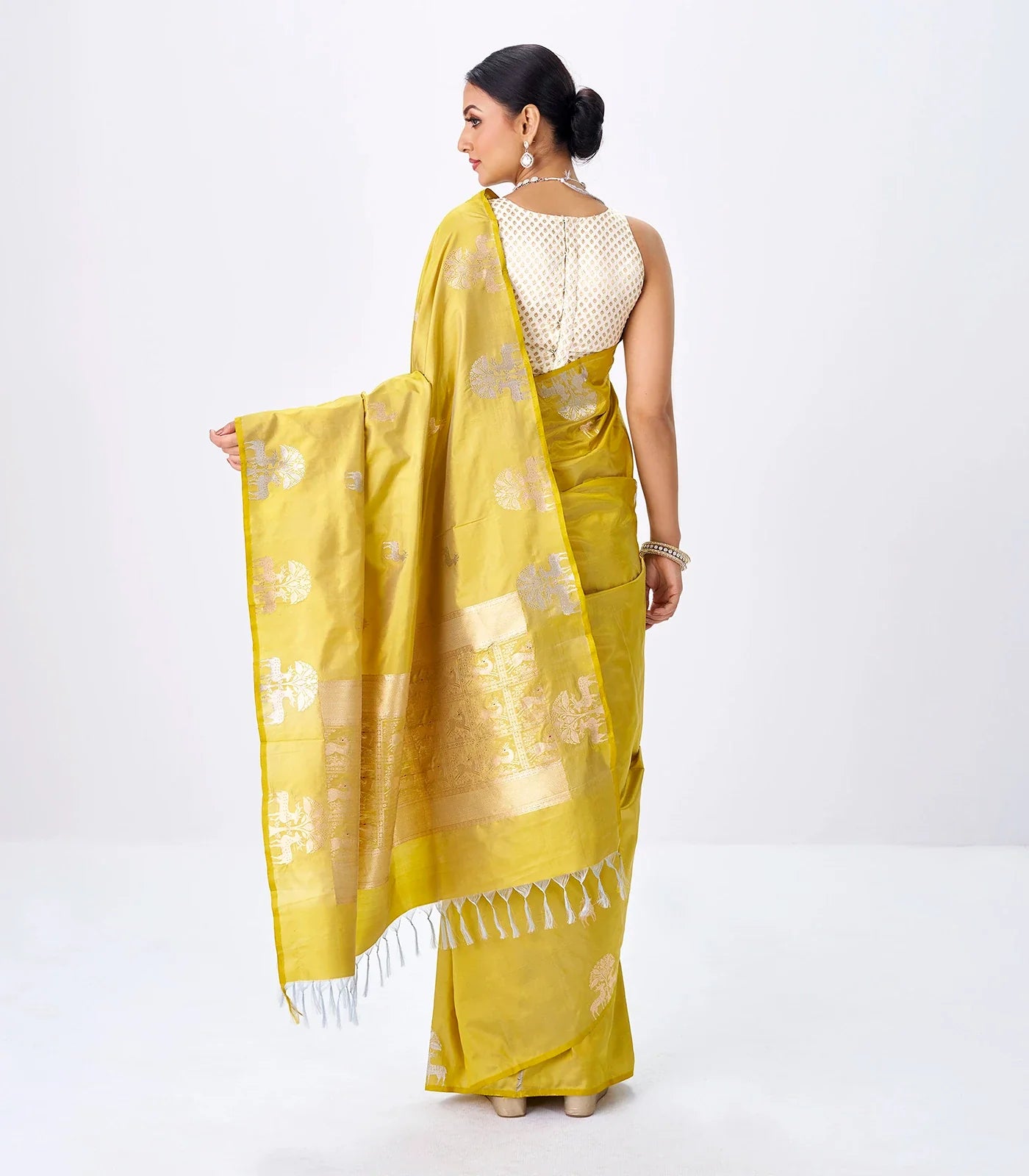 RmKV Gold Handloom Banarasi Silk Saree With Deer Buttas - view 3