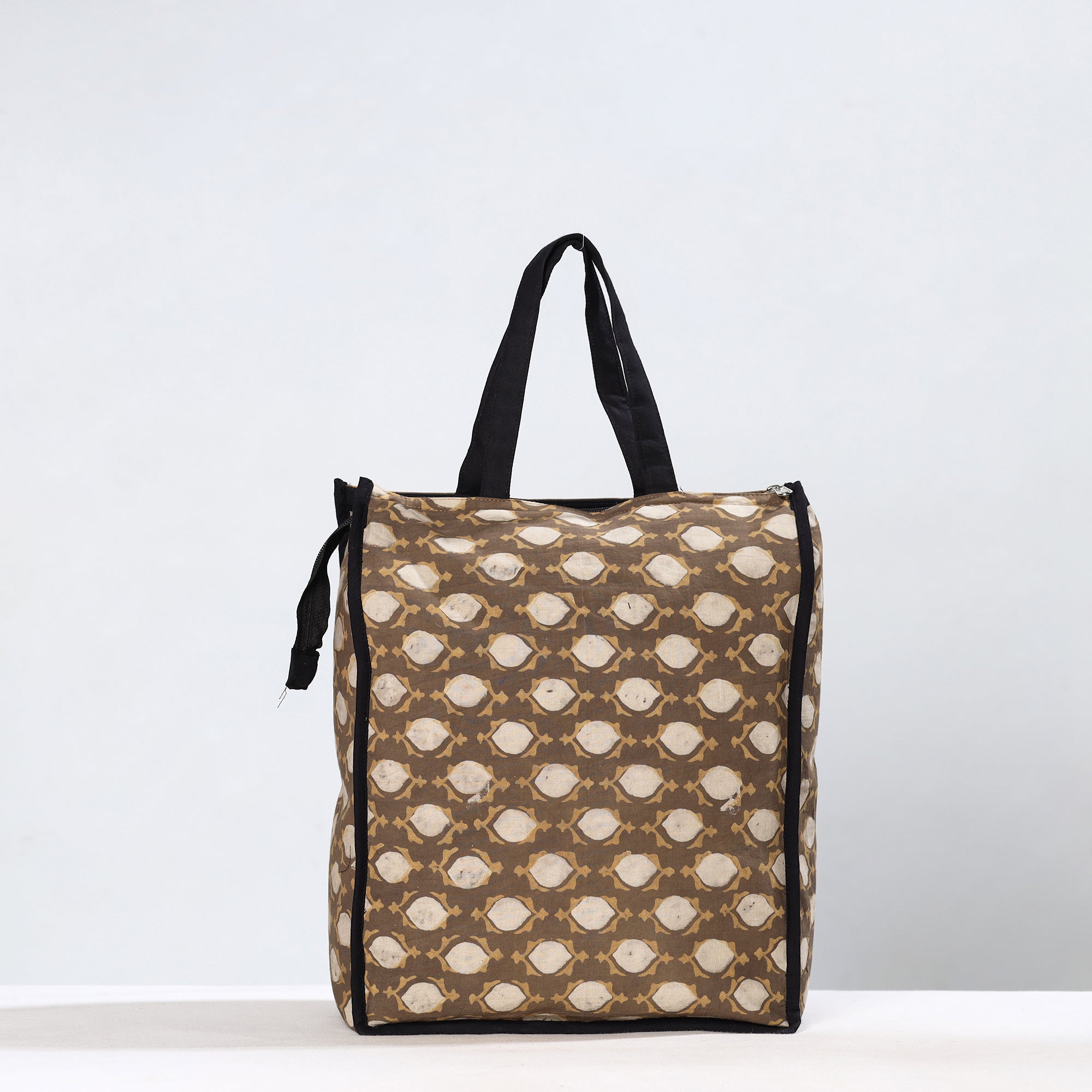 NOORI BAZAR Brown - Handmade Akola Block Printed Cotton Shopping Bag 04 - view 3
