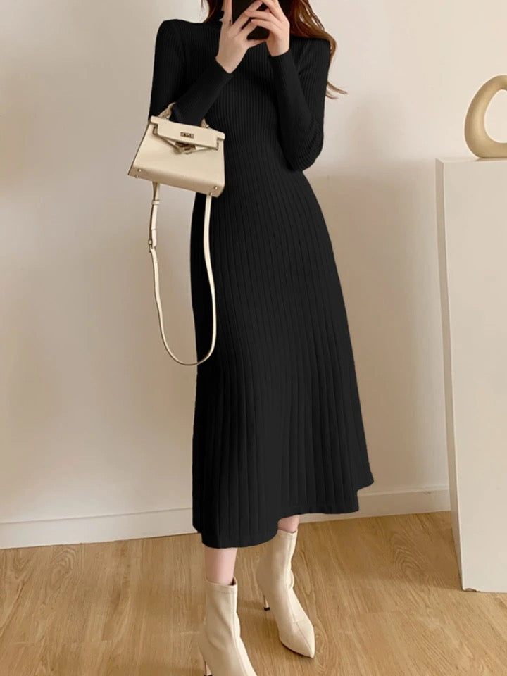Alamode By Akanksha Misty Premium Woolen Knitted Midi Dress - view 10