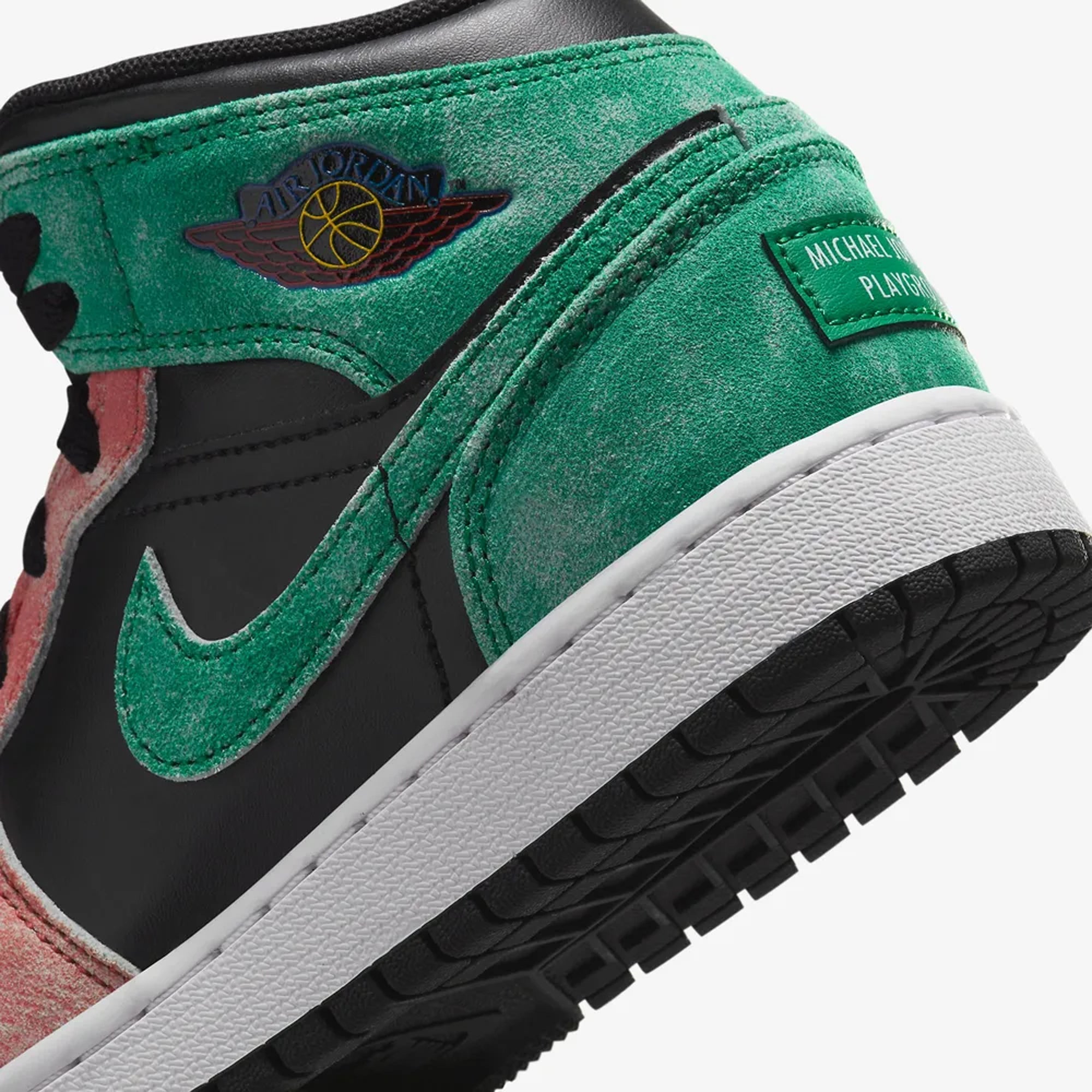 Jordan | AIR JORDAN 1 MID SE (GS) { BLACK/PINE GREEN-DUNE RED-PINE GREEN - view 4