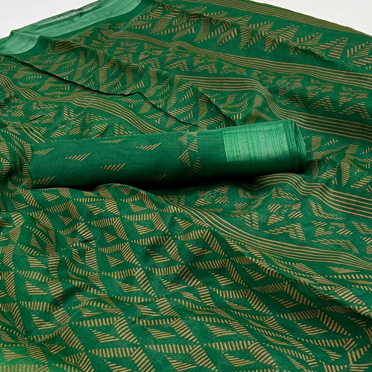 Peachmode Dark Green Printed Cotton Blend Saree - view 2