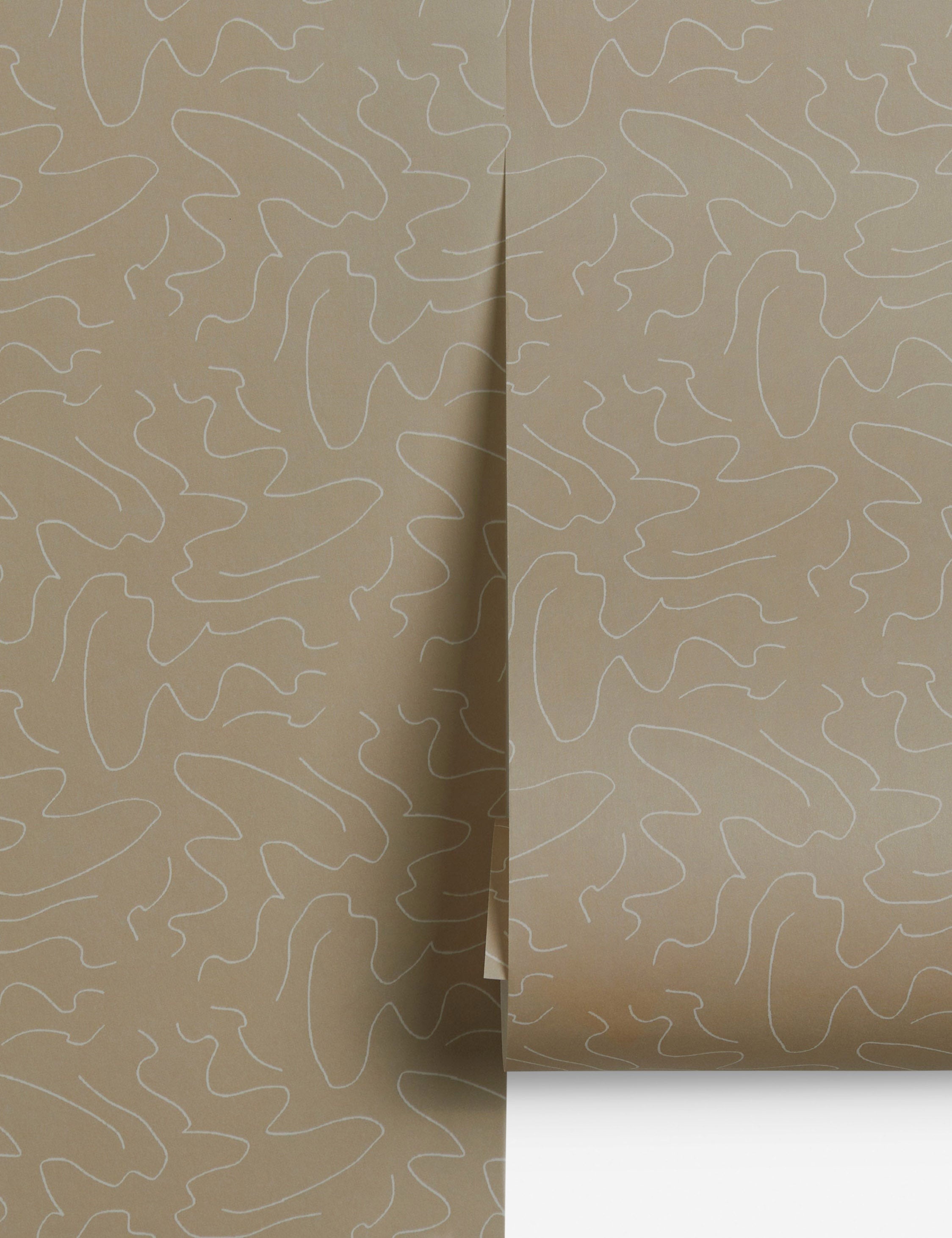 Lulu and Georgia Topos Wallpaper by Élan Byrd
