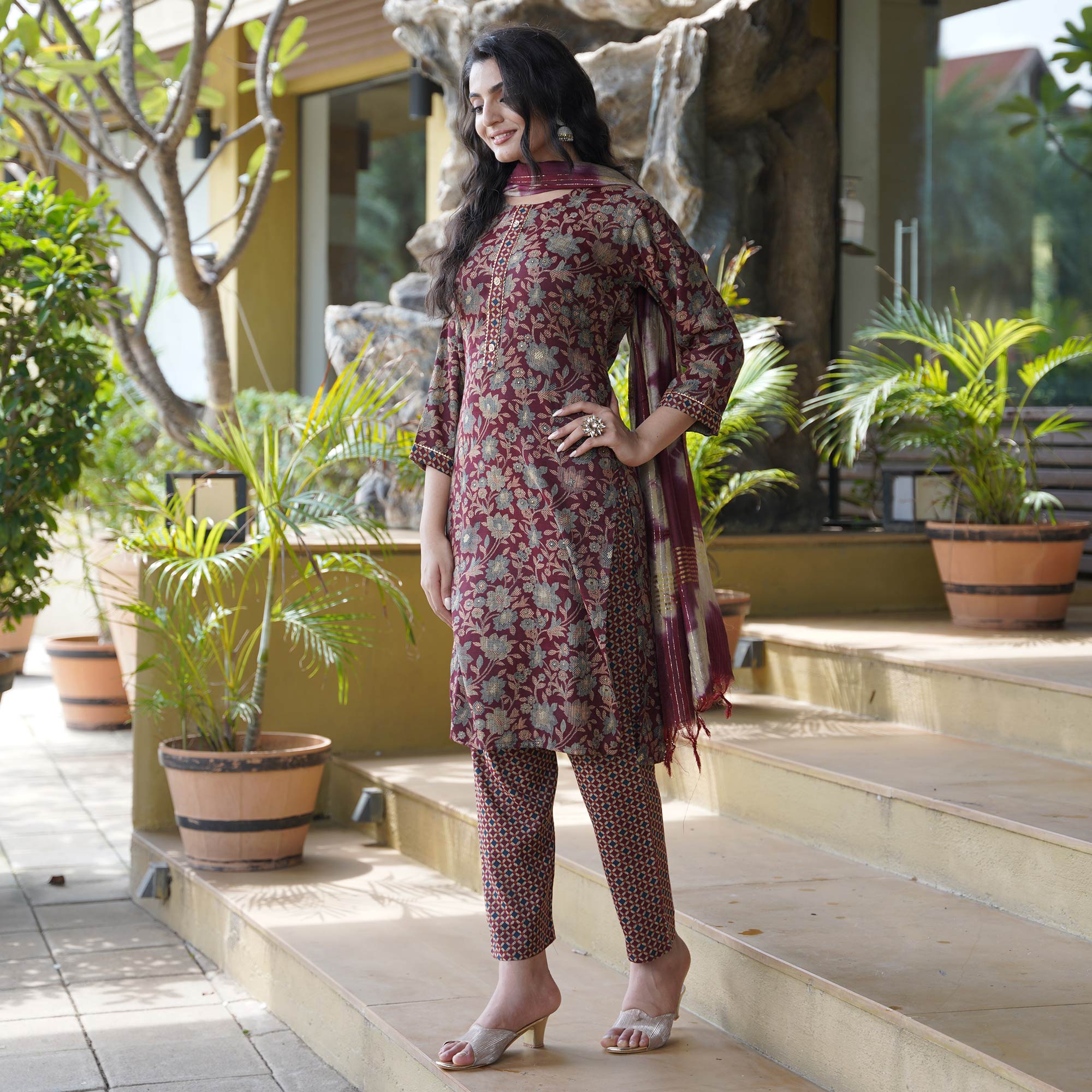 Peachmode Maroon Foil Printed Rayon Suit - view 7