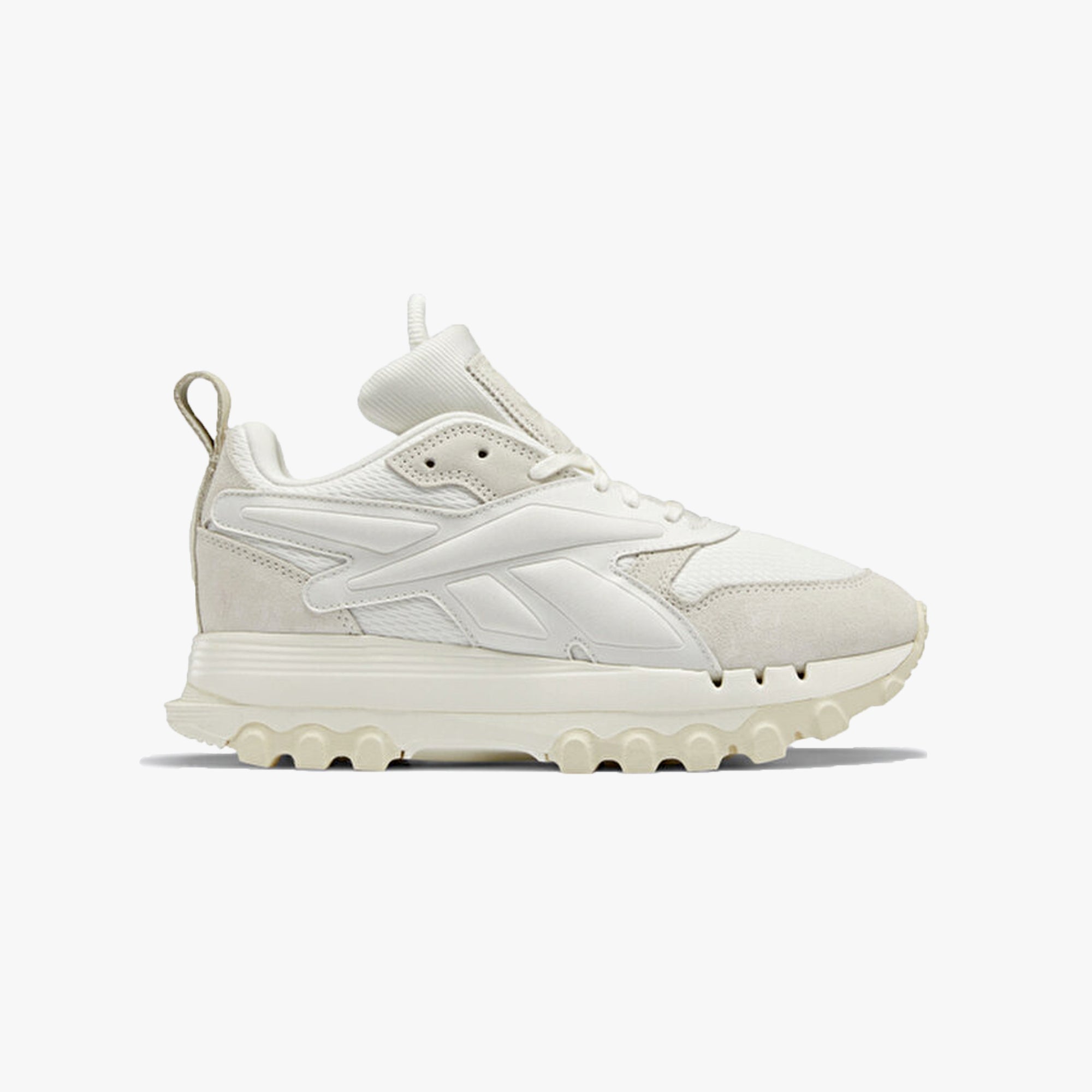 Reebok | CARDI B CLASSIC LEATHER V2 { CHALK/ALABASTER - view 6