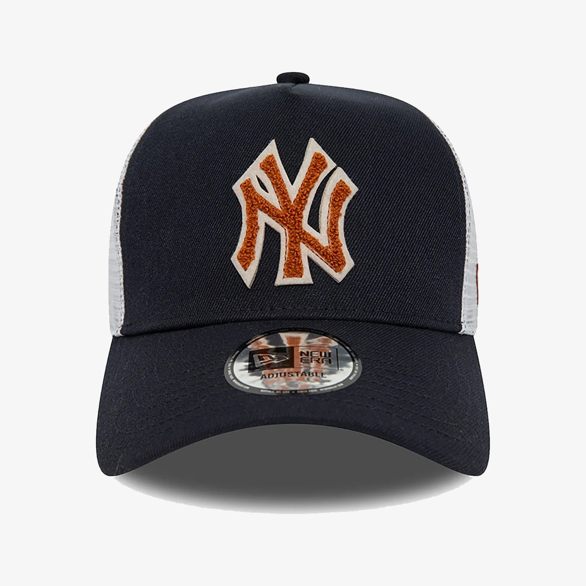 New Era | NEW YORK YANKEES BOUCLE NAVY TRUCKER CAP { NAVY