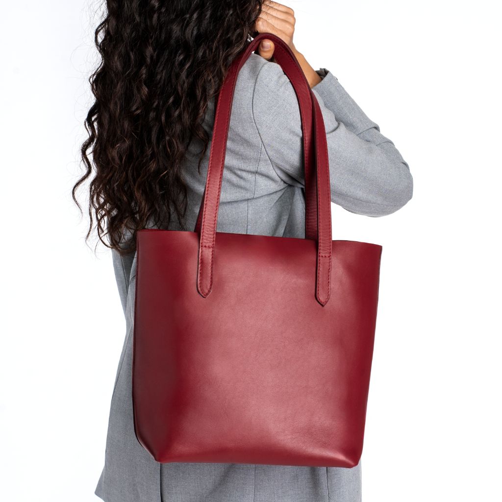 Thursday Boots - Women's Bags Everyday Tote | Red (M) - view 6