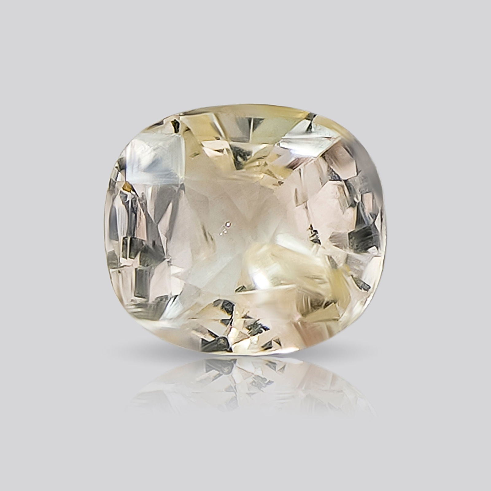 Gemsmantra White Sapphire (4.63 ratti)
