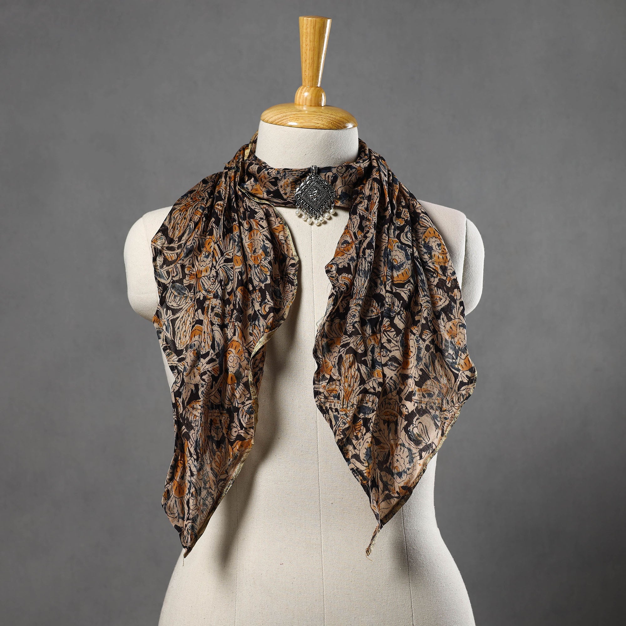 HAVELI CHRONICLES Block Printed Chanderi Silk Pendant Necklace Scarf 20