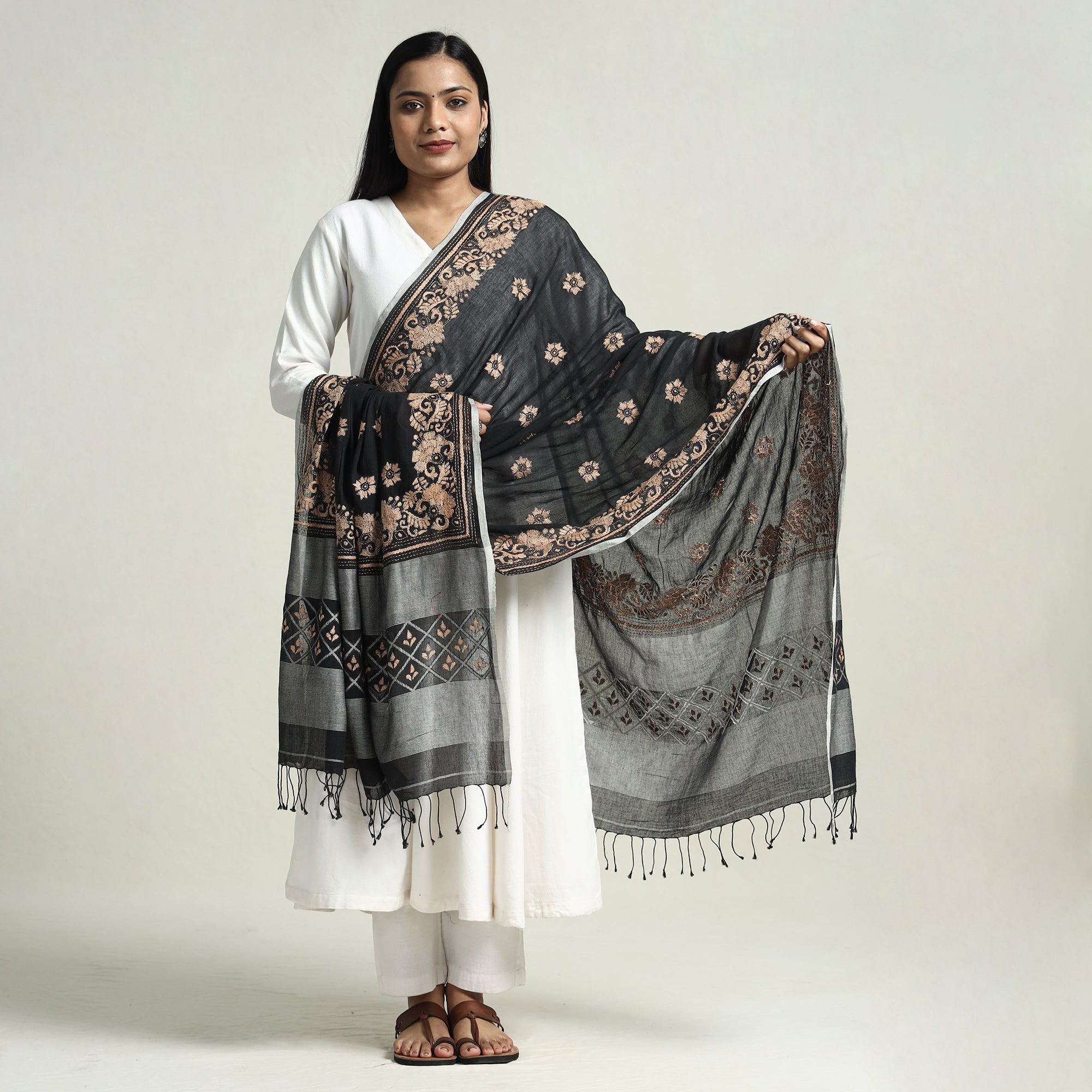 KHUSHBASH - HAPPY LOOM OF EAST Black - Bolpur Kantha Embroidery Cotton Handloom Dupatta with Tassels - view 2