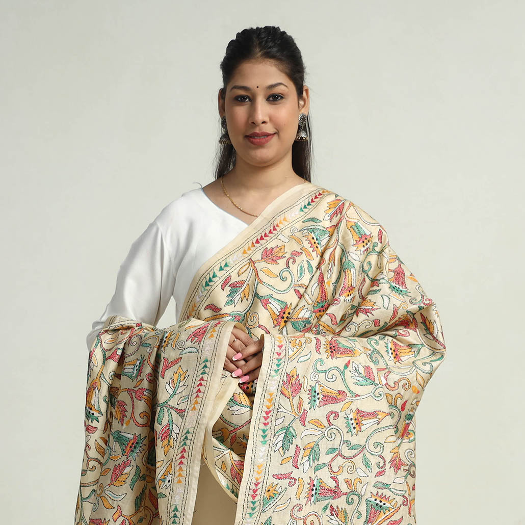 KHUSHBASH - HAPPY LOOM OF EAST Beige - Bengal Kantha Hand Embroidery Tussar Silk Cotton Handloom Dupatta 14 - view 3