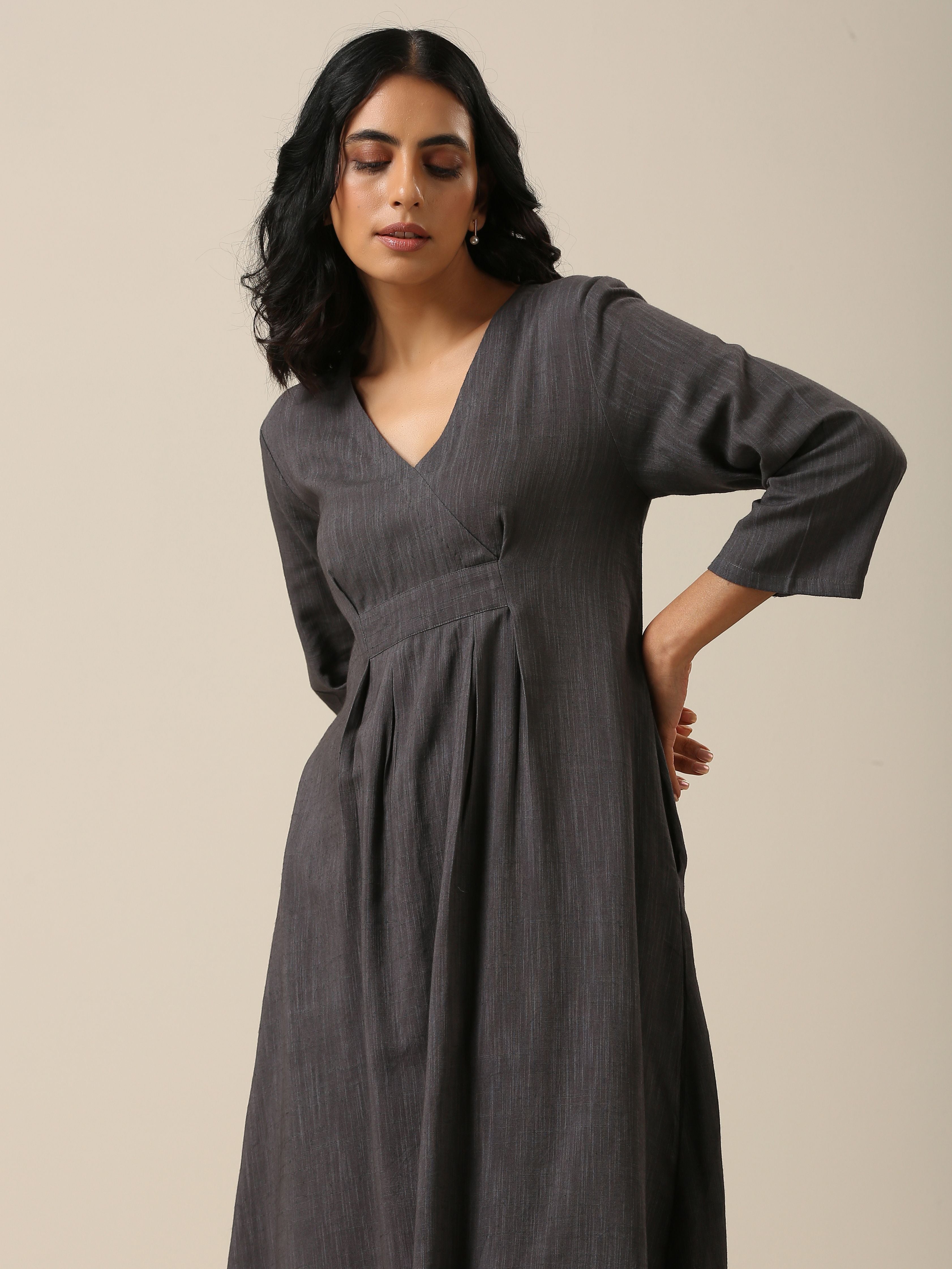 Slate Grey Slub Texture Overlap Pleat Kurta Pant Set | Relove - view 4