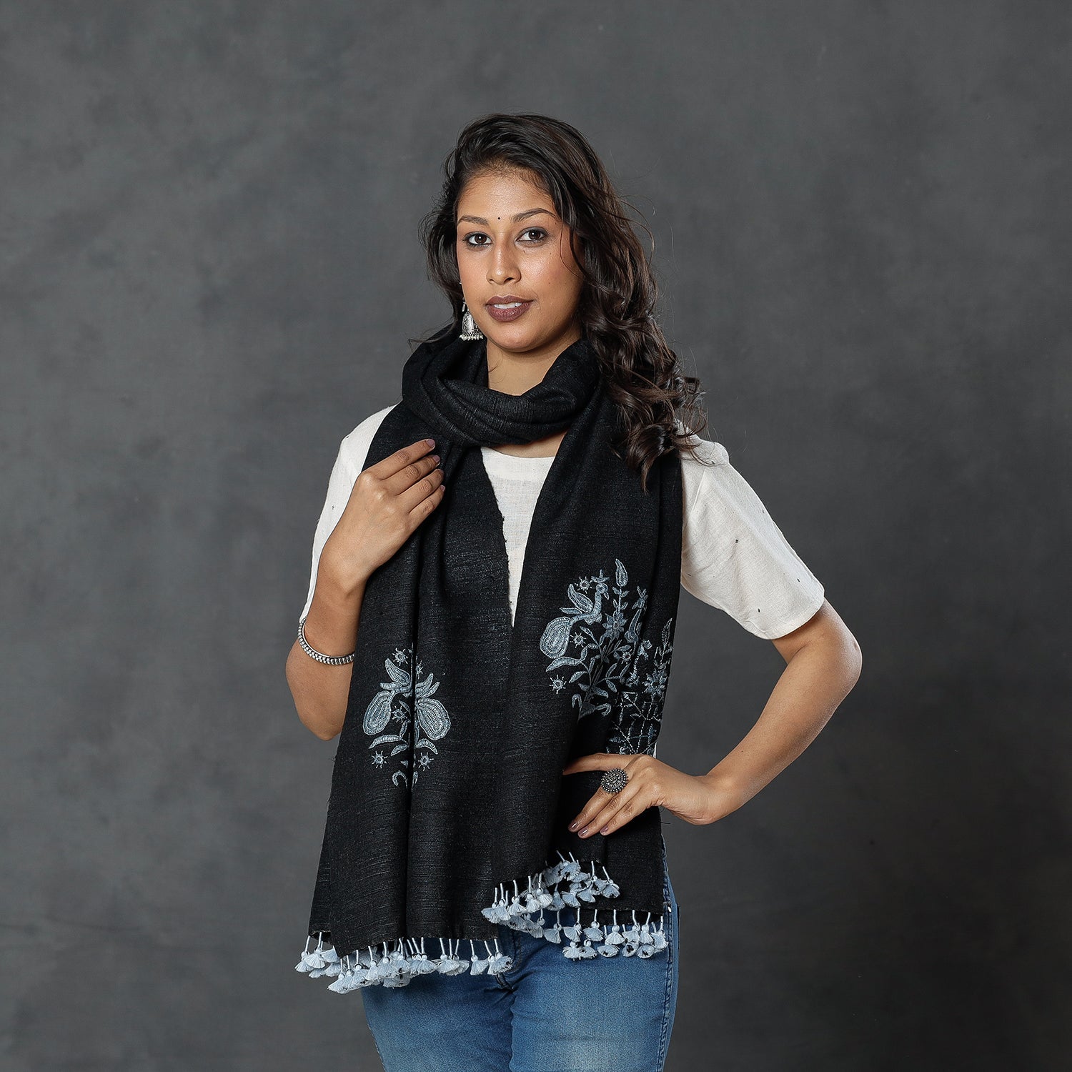 VANKAR BHIMJI KANJI Black - Kutch Handwoven Pakko Embroidery Silk x Merino Wool Stole