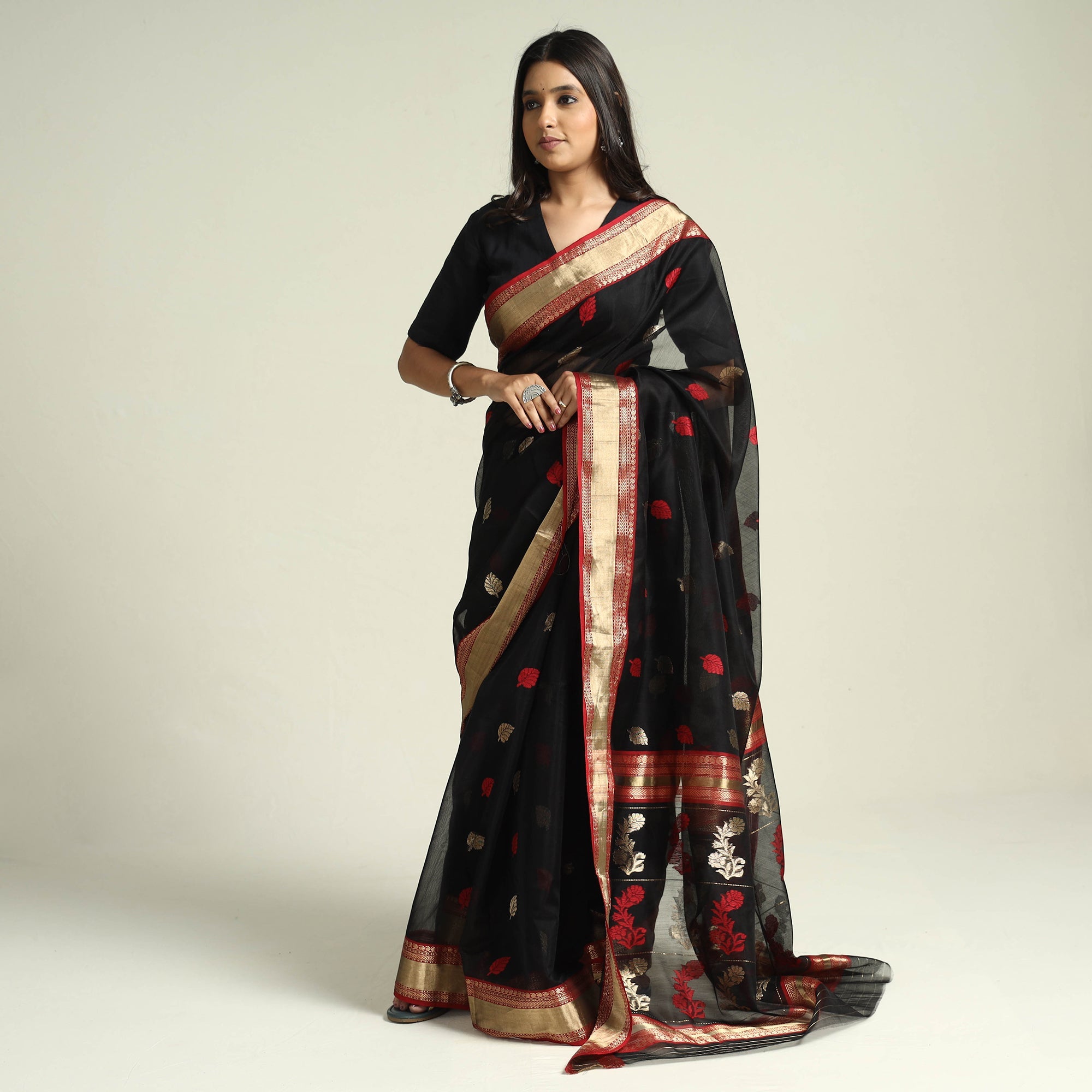 CHANDERI BY RAUPH KHAN Black - Traditional Chanderi Silk Zari Buti Handloom Saree - view 2