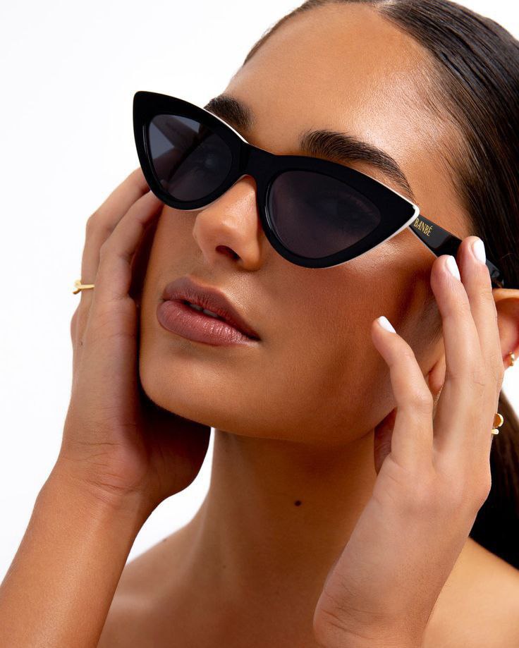 Roposo Clout Cat Eye Women Sunglasses - view 5