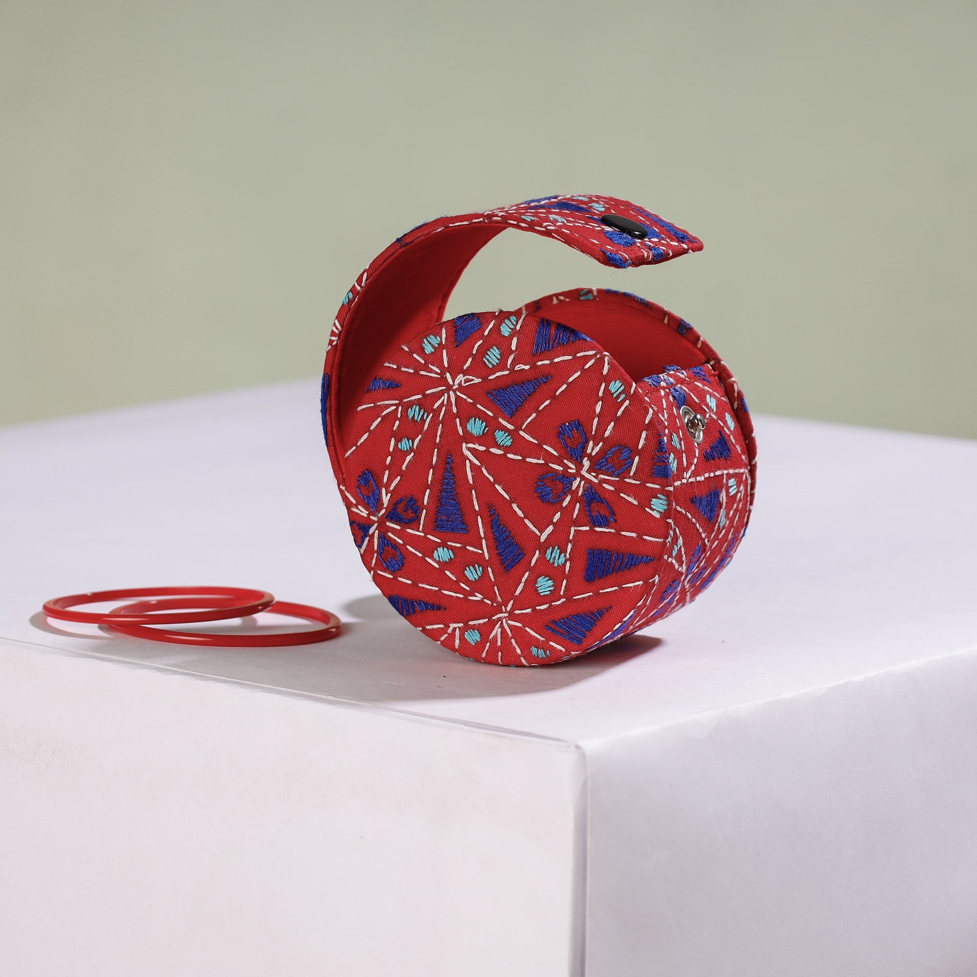 ASALKAAR Bengal Kantha Work Handcrafted Bangle Box (Small) - view 2