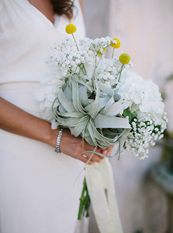 fiftyflowers.com Laid Back Modern Wedding