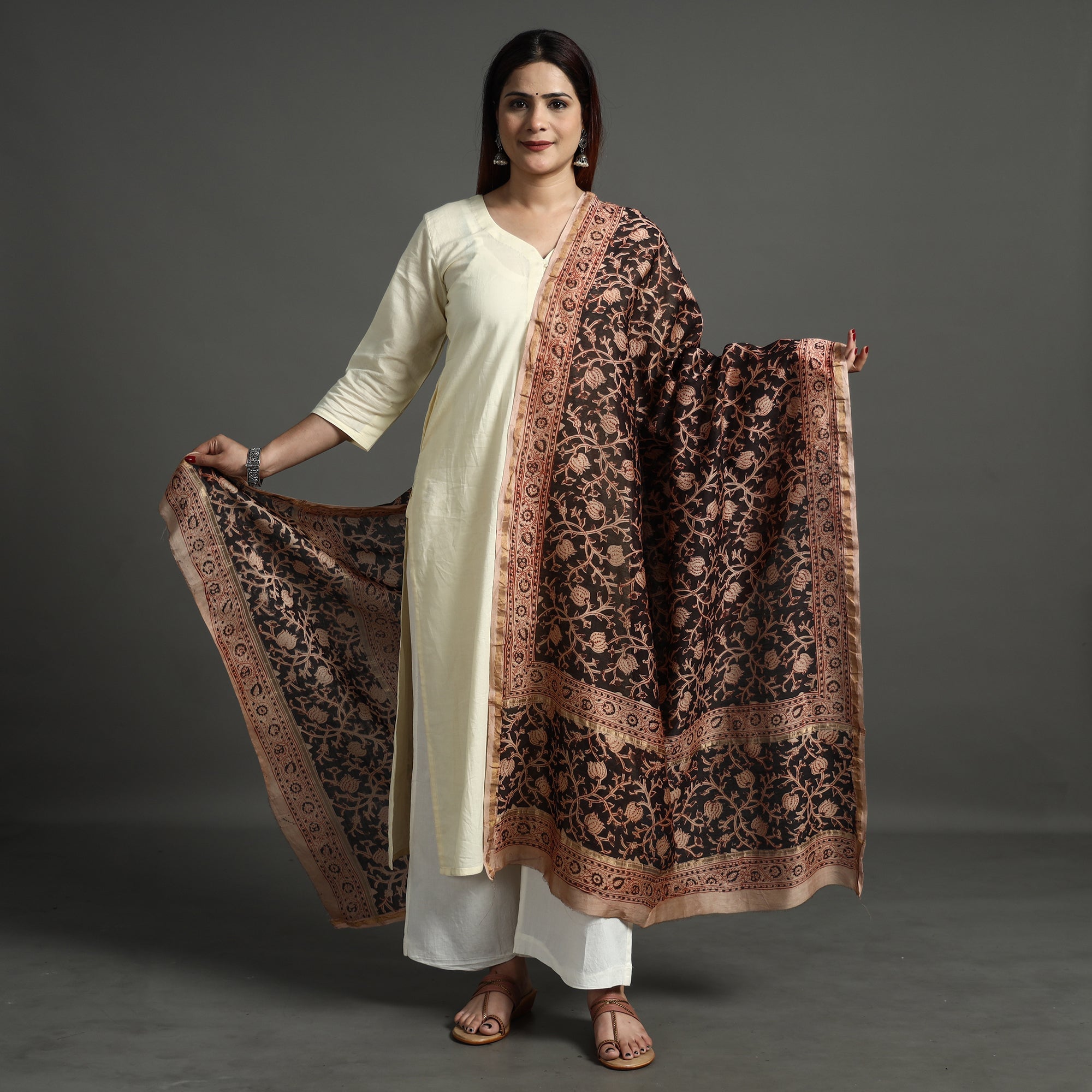PITCHUKA SRINIVAS KALAMKARI PEDANA Black - Pedana Kalamkari Block Printed Handloom Chanderi Silk Dupatta with Zari Border 70