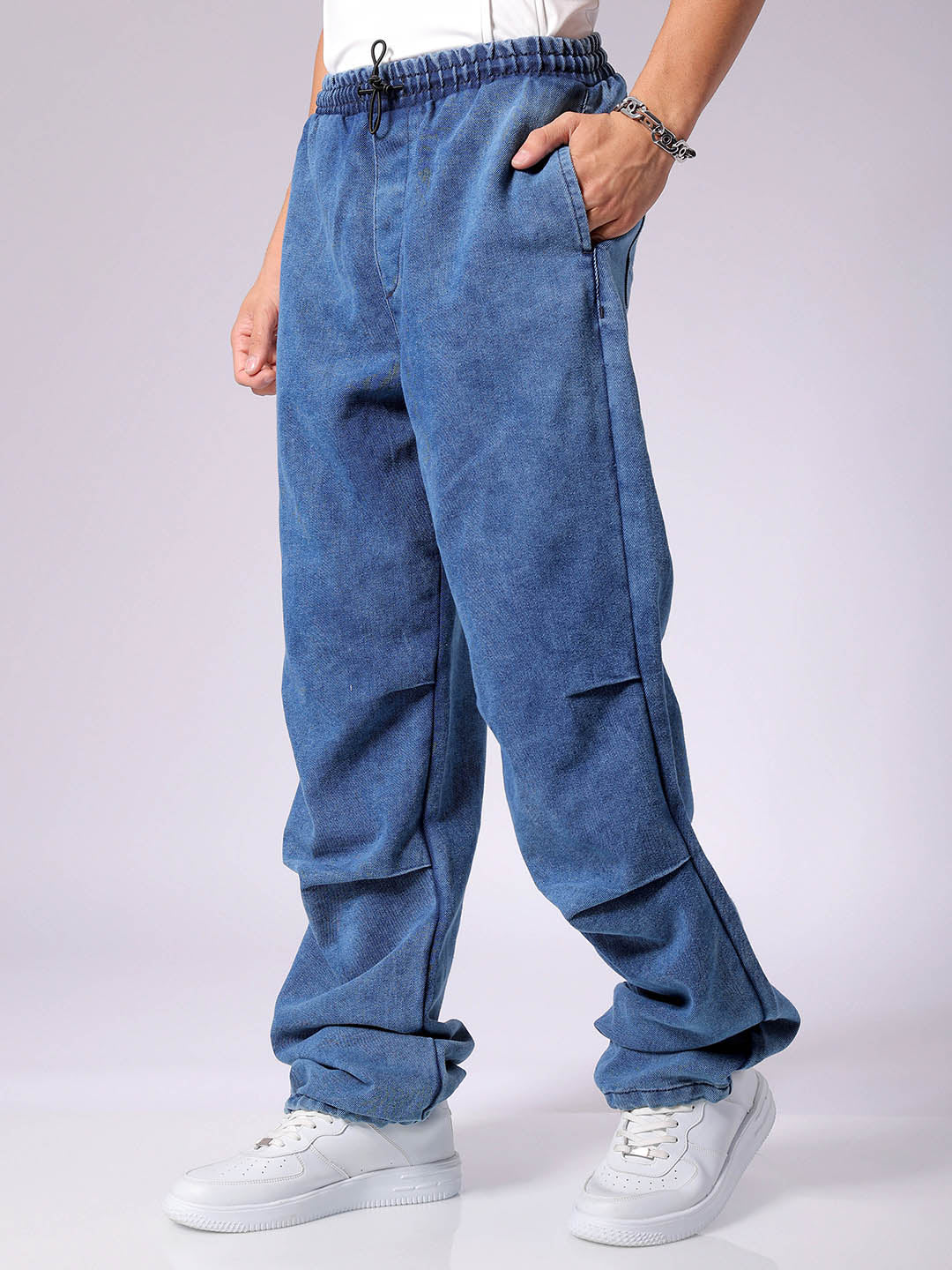 The Indian Garage Co Men's Blue Baggy Tapered Fit Solid Denim Jogger - view 2