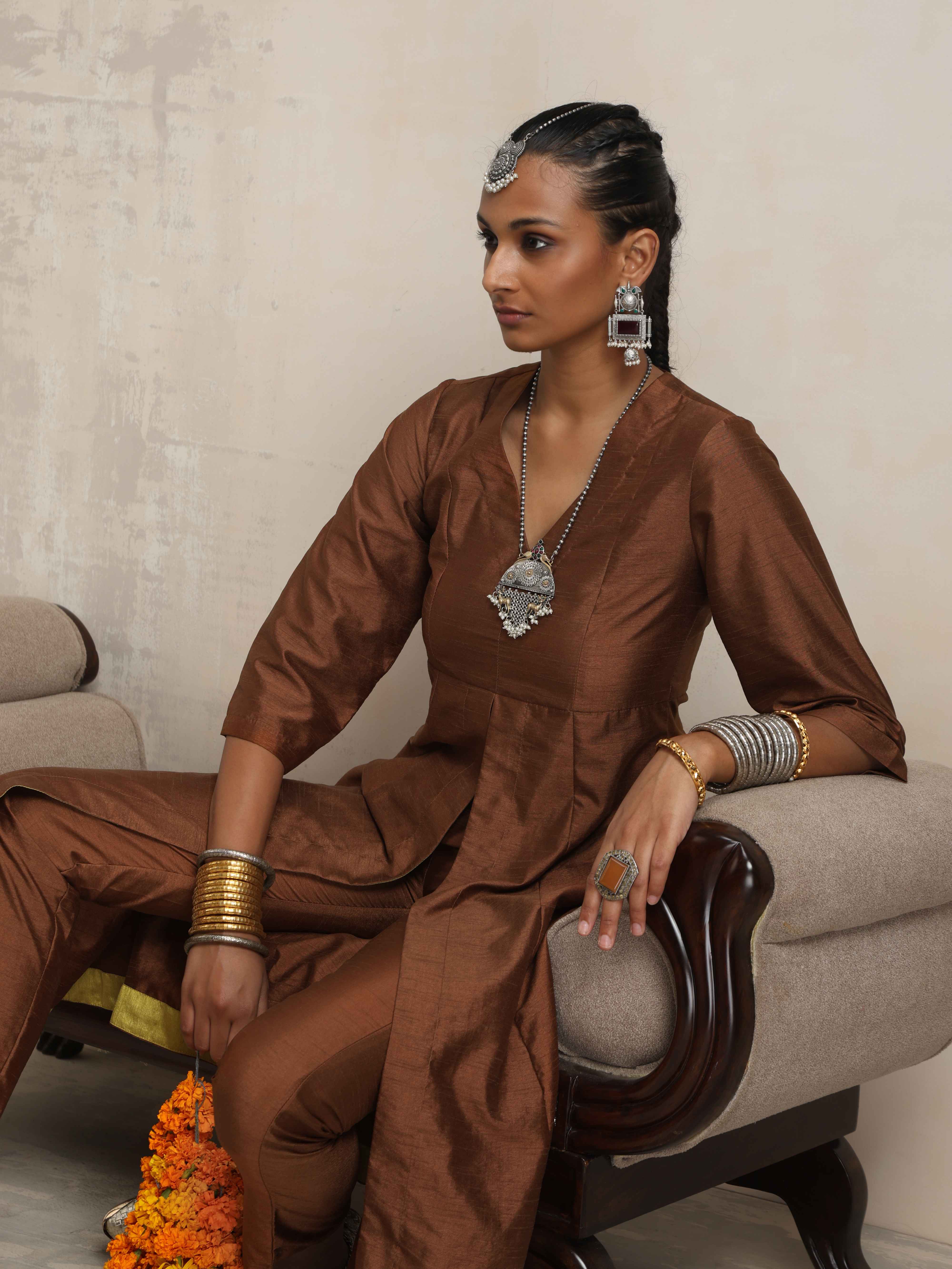 trueBrowns Brown Silk Slit Kurta Set - view 8