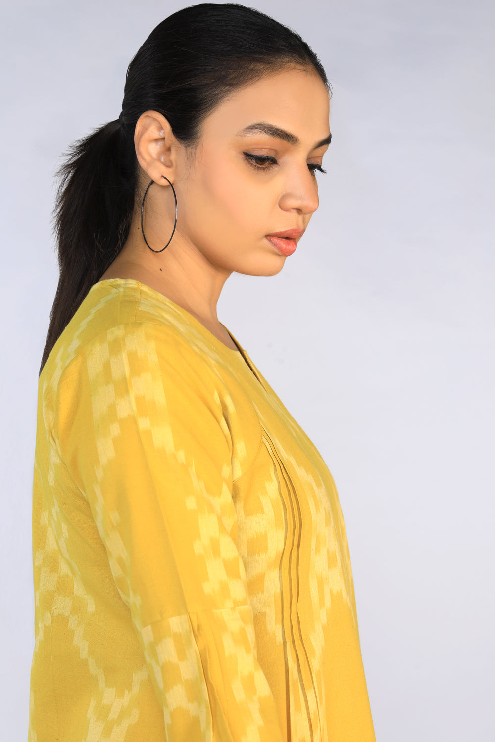 Kalanjali Ethnics Handwoven cotton Pochampally Ikat Kurti - view 3