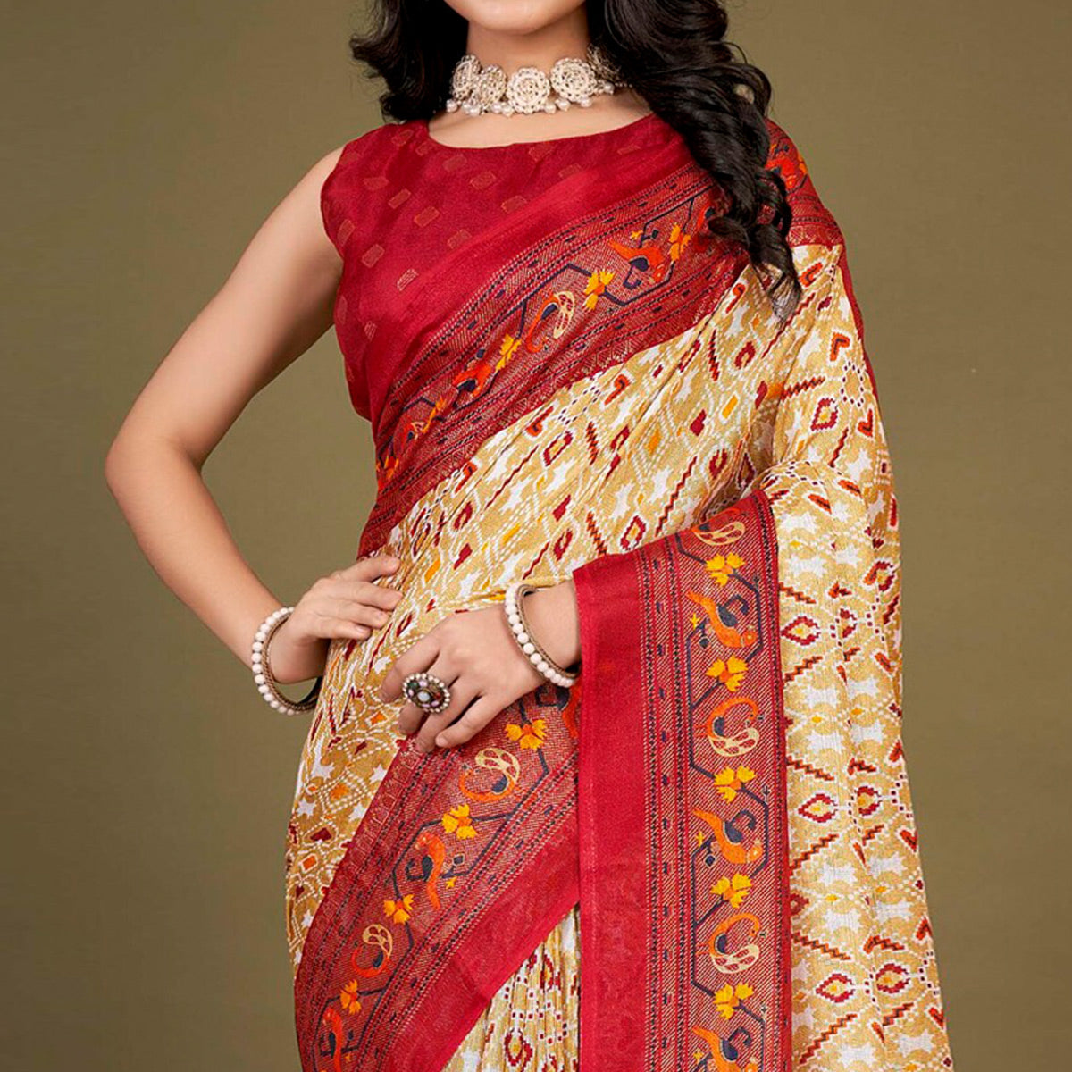 Peachmode Cream Printed Jute Patola Saree With Tassels - view 3