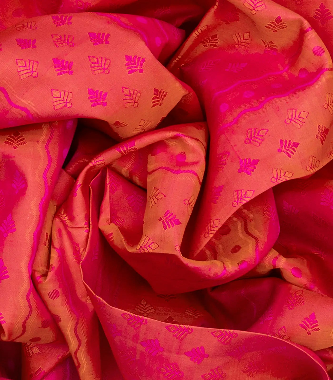 RmKV Orange Handloom Kanchipuram Silk Saree With Floral Motifs-Rust - view 3
