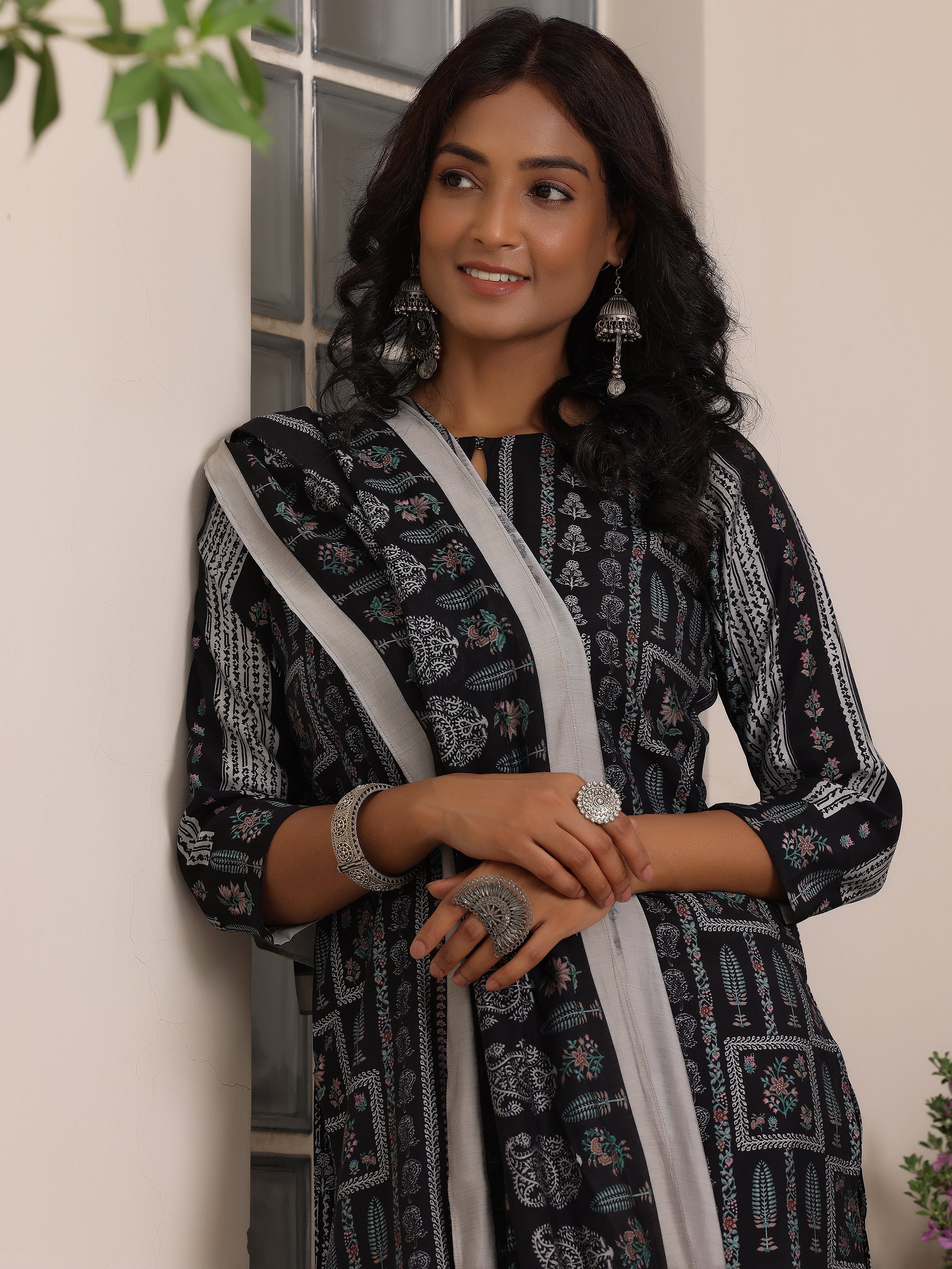 Libas Black Printed Cotton Straight Suit With Dupatta - view 7