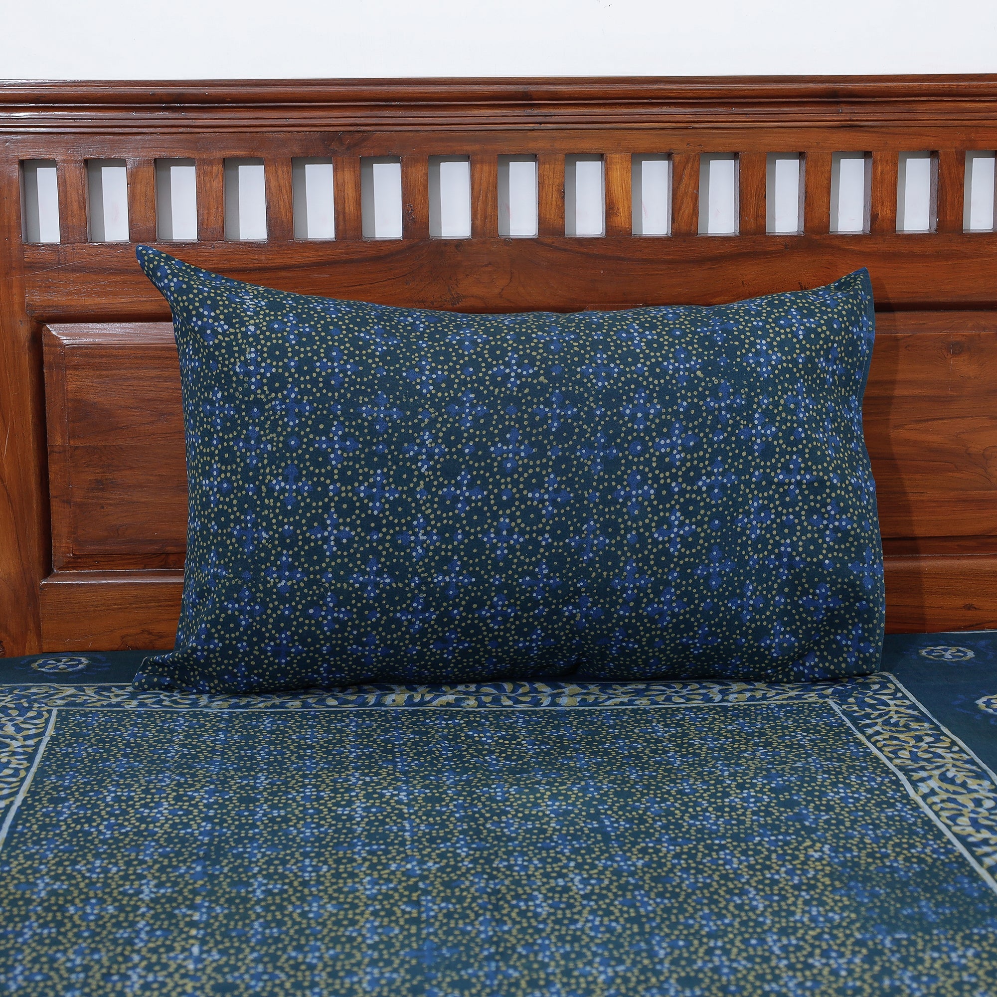 AHA VASTRA HANDLOOM Blue - Akola Block Printing Jhiri Handloom Cotton Single Bed Cover (97 x 59 in) - view 2