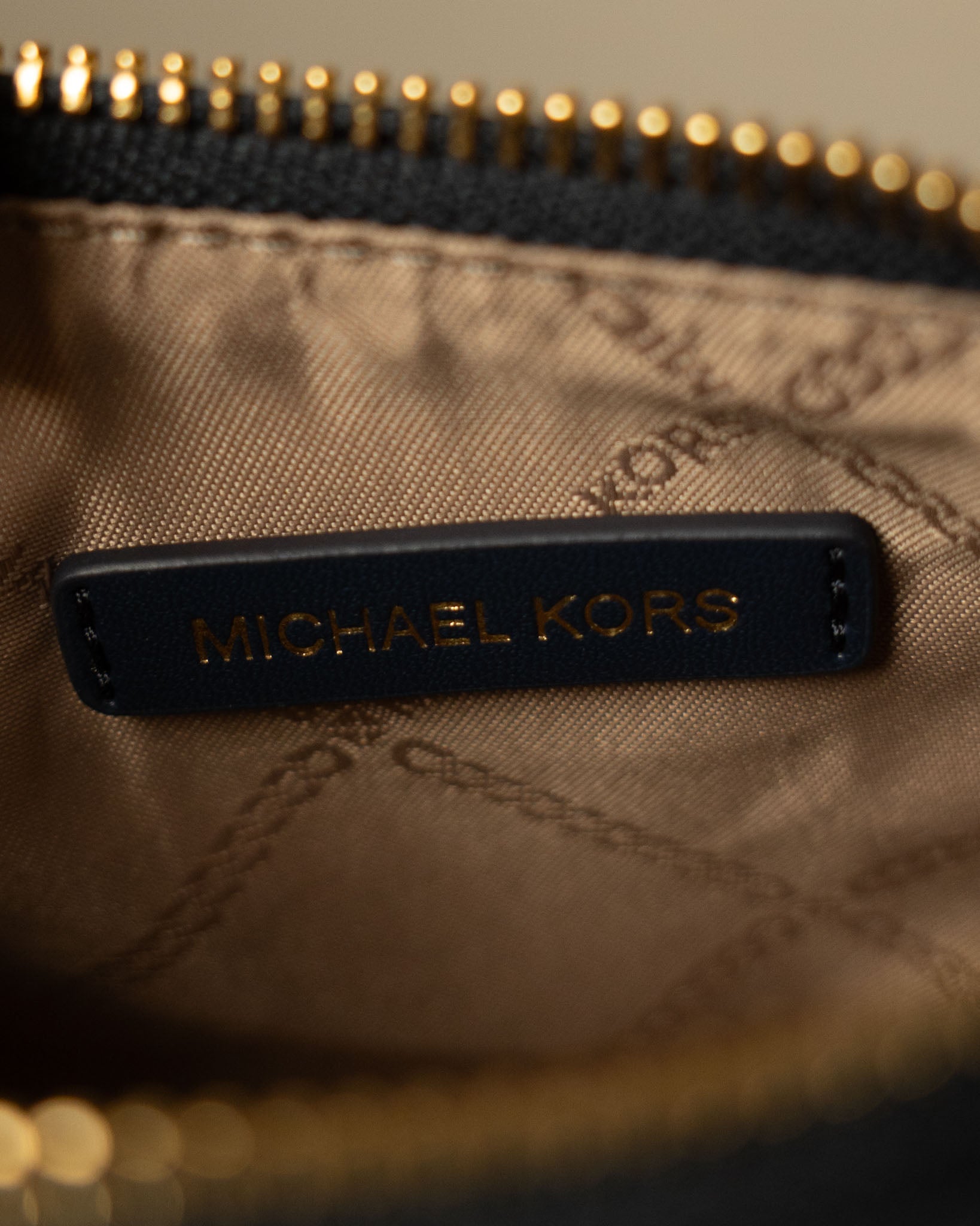 Michael Kors Heritage Blue Jet Set Charm Logo Medium Shoulder Bag - view 4