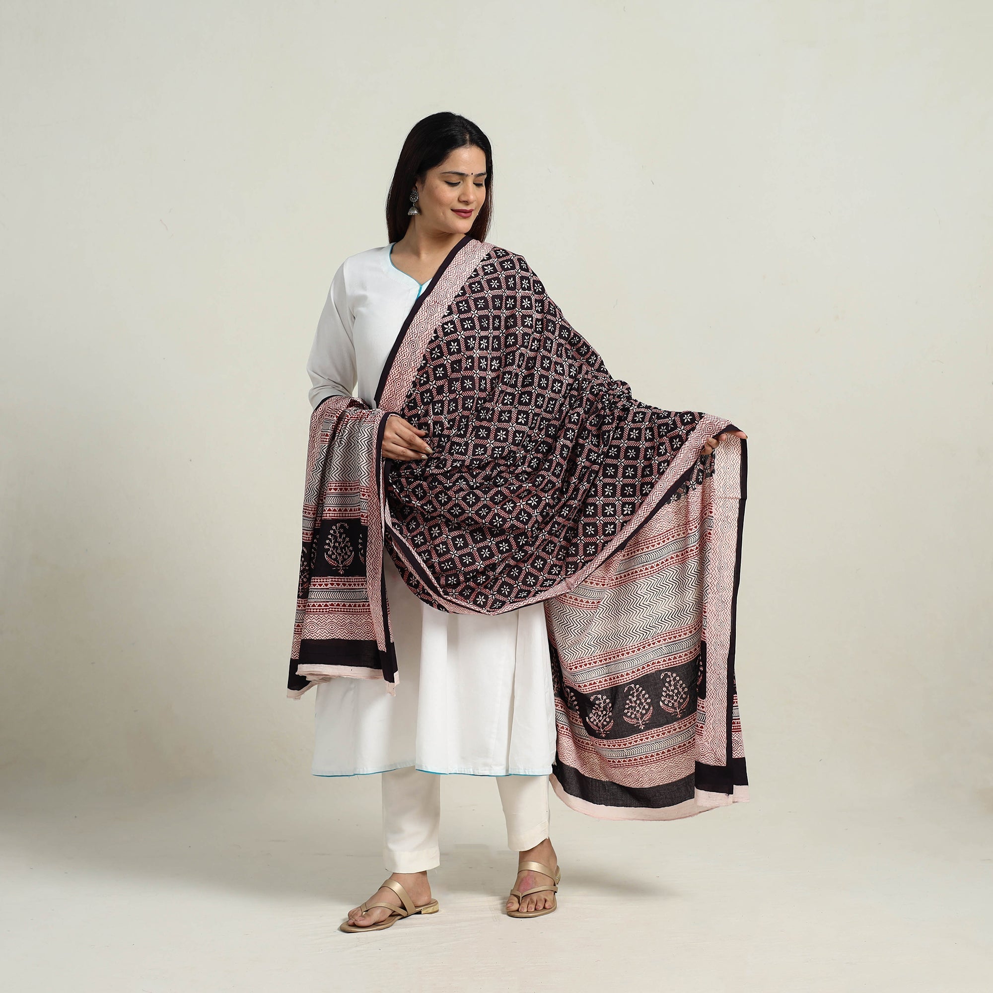 BAGH PRINTS BY MOHAMMED RAFIK KHATRI Black - Natural Dyed Hand Block Print Cotton Bagh Dupatta 06 - view 2