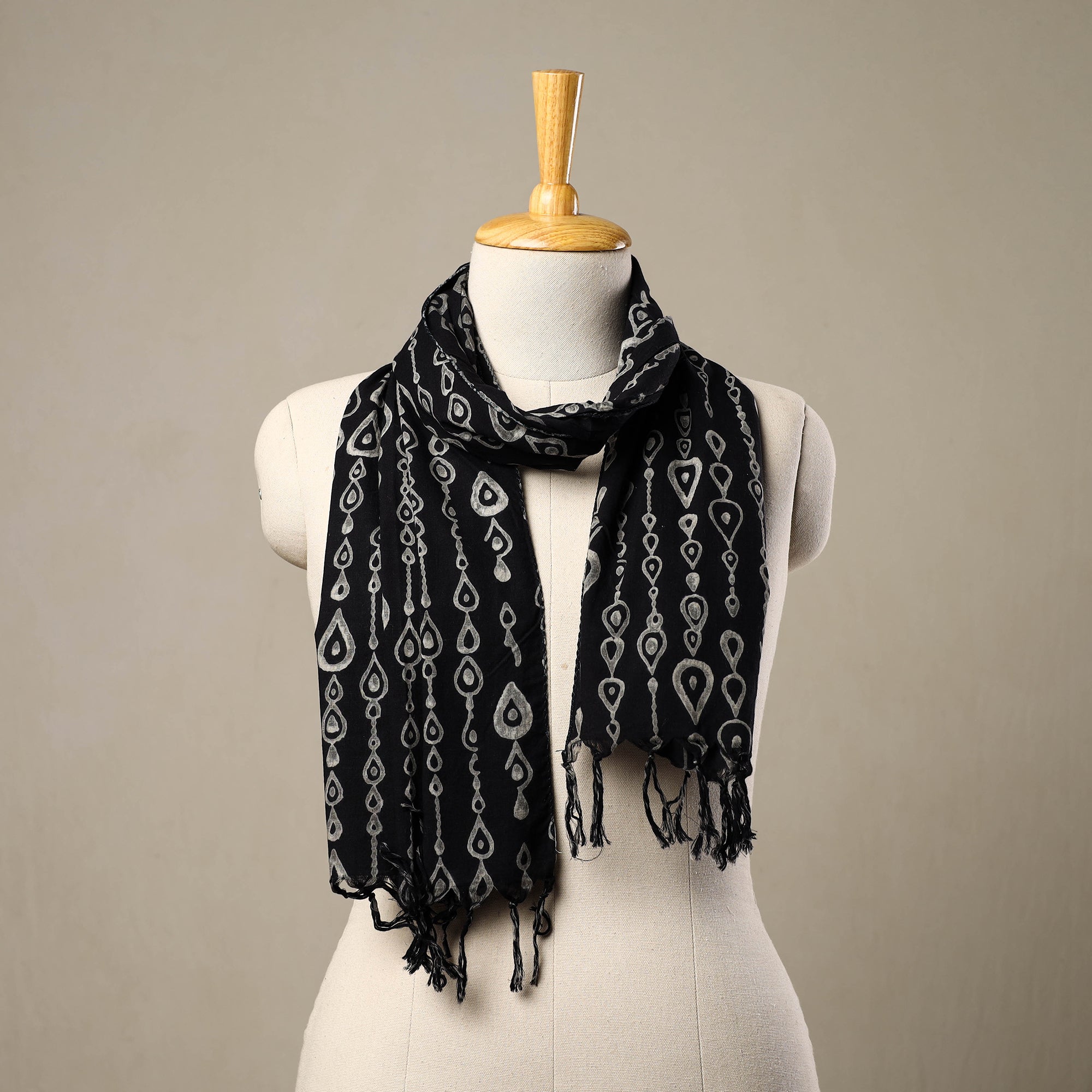 HAVELI CHRONICLES Black - Block Print Cotton Sanganeri Stole with Tassels 192