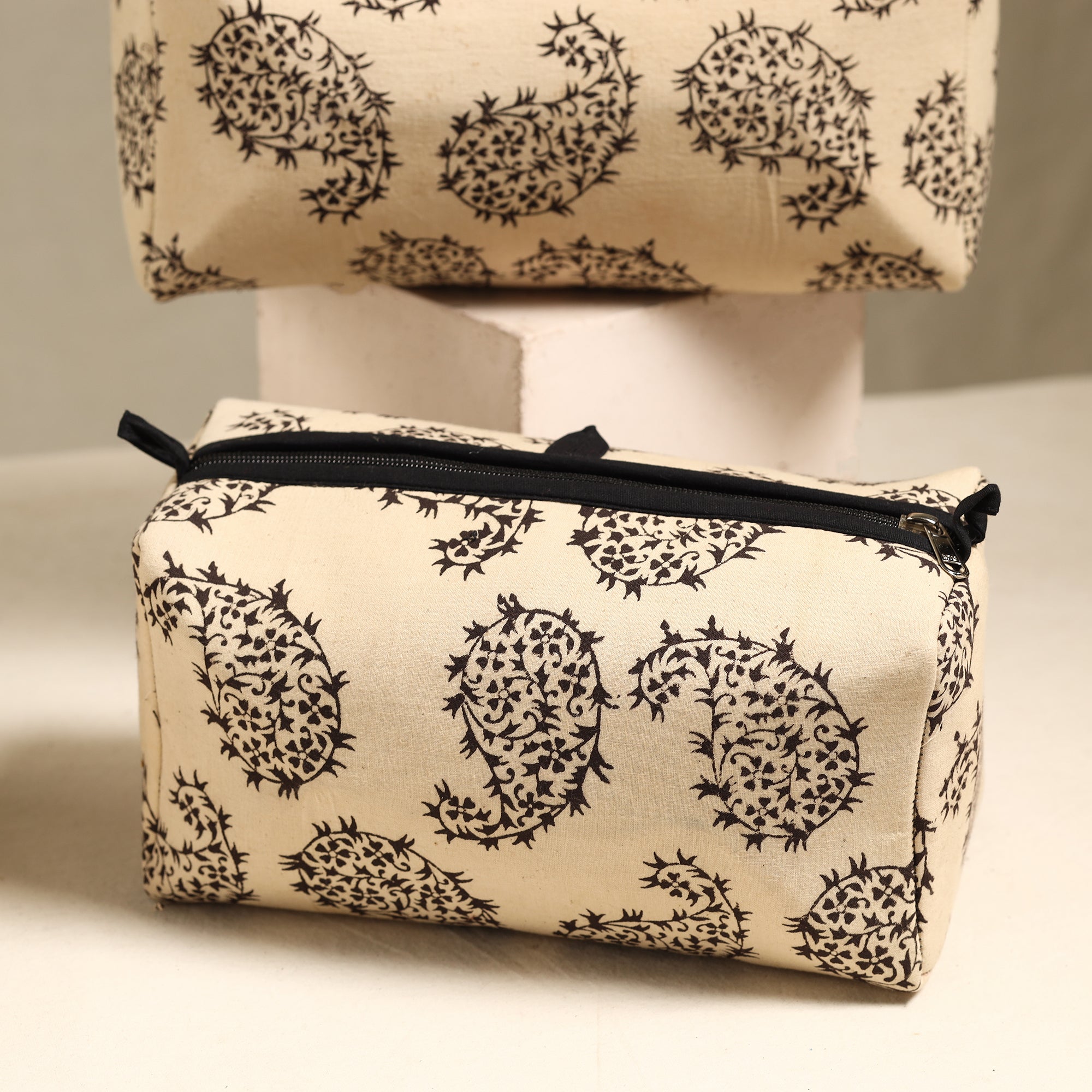 ITOKRI CRAFTS INITIATIVE Beige - Handmade Cotton Toiletry Bags (Set of 3) 101 - view 2