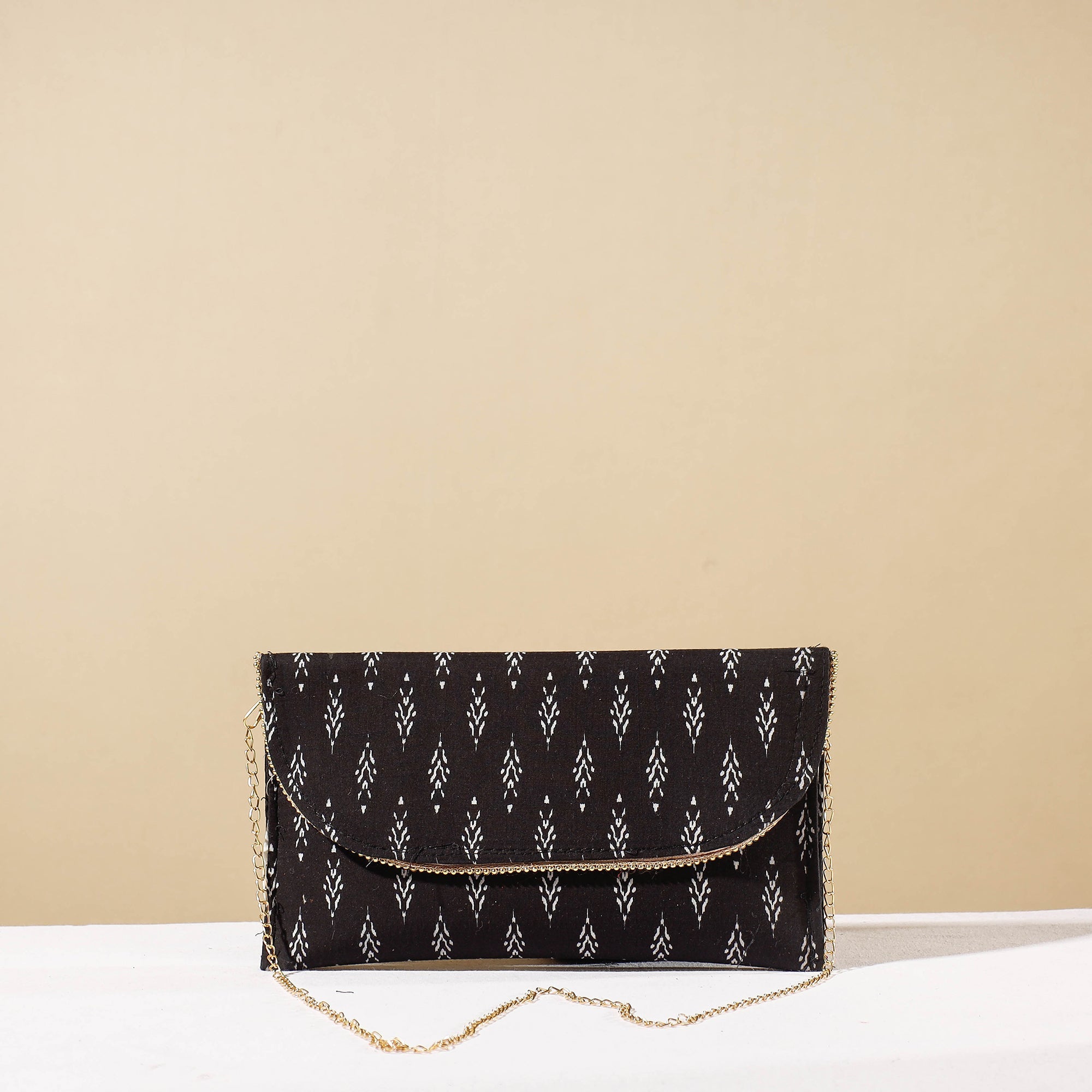 SHADES OF MARUDHARA Black - Marudhara Printed Sling Clutch Wallet - view 2