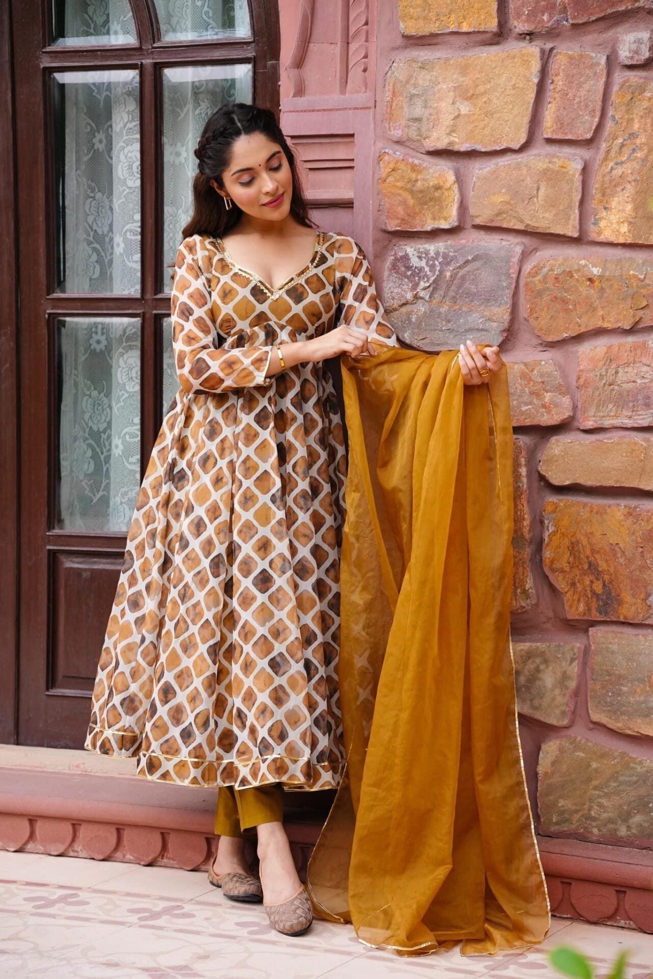Idaho-o Luna Eclipse Organza Suit Set - view 2