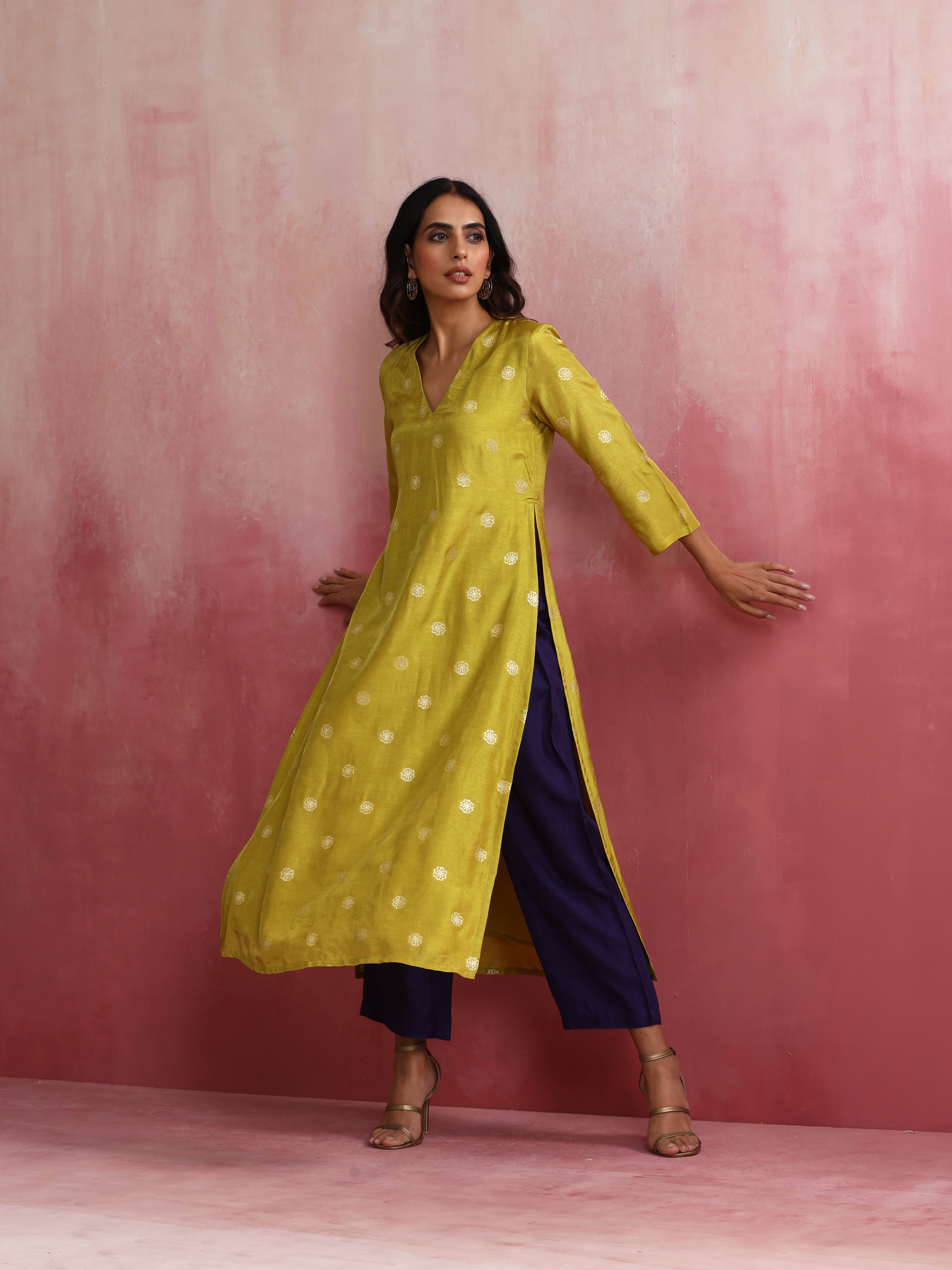 trueBrowns Lime Viscose Silk Kurta Set - view 3