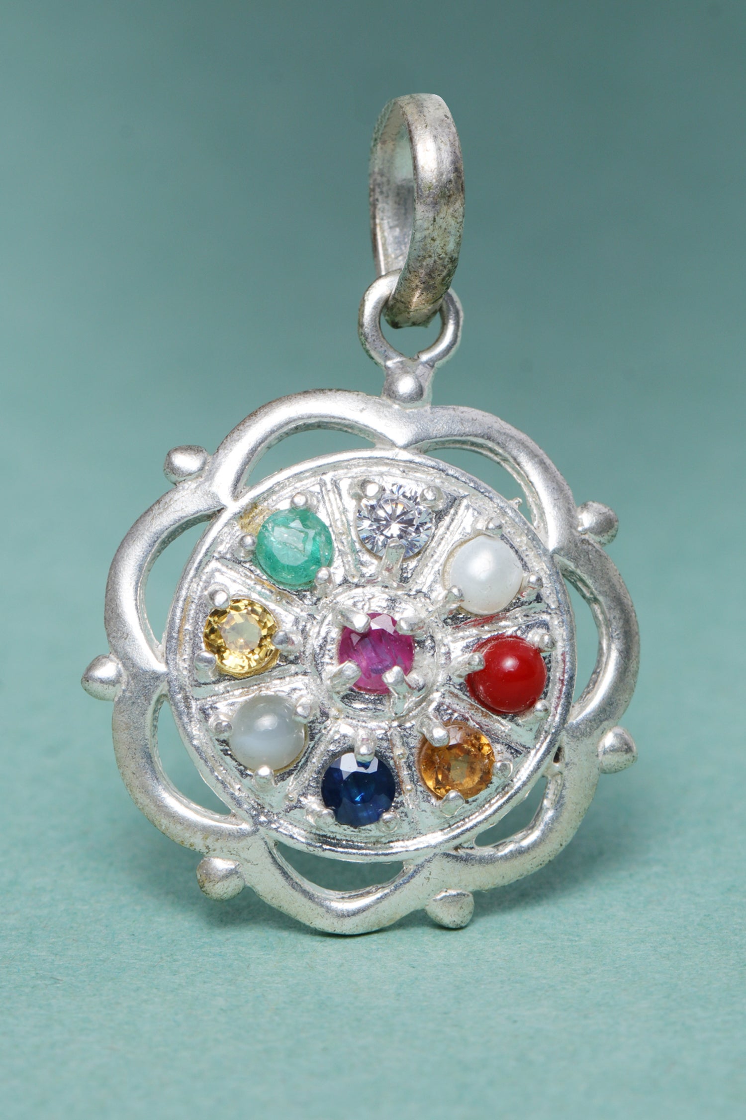 STUDIO VAIDIK Navgrah locket - view 2