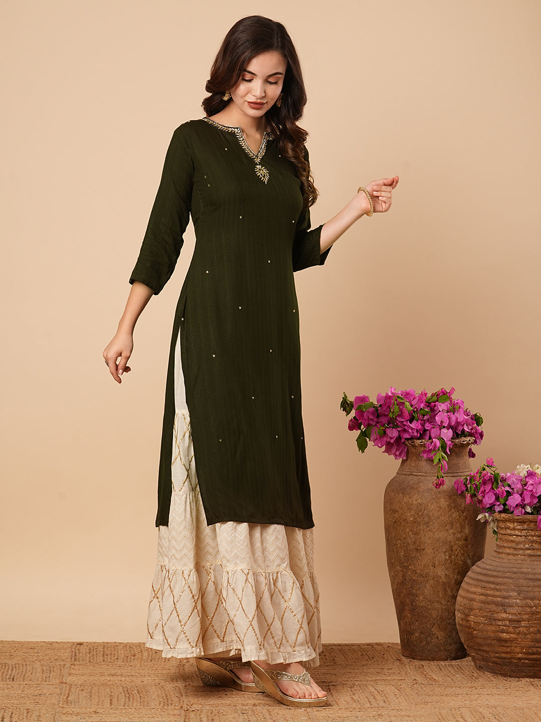 Fashor Ethnic Stripes Woven & Hand Embroidered Straight Fit Kurta - Olive Green - view 5