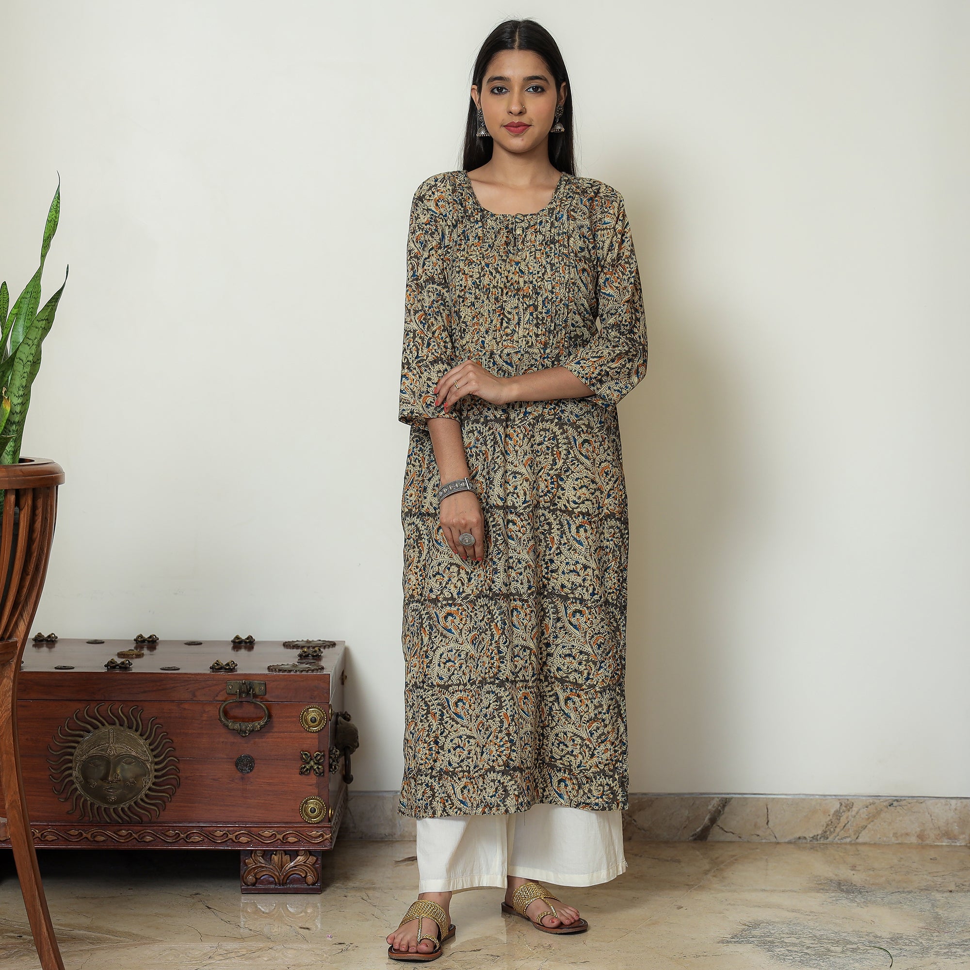 ITOKRI CASUALS Brown - Kalamkari Hand Block Printed Cotton Pintuck Straight Kurta 07 - view 3