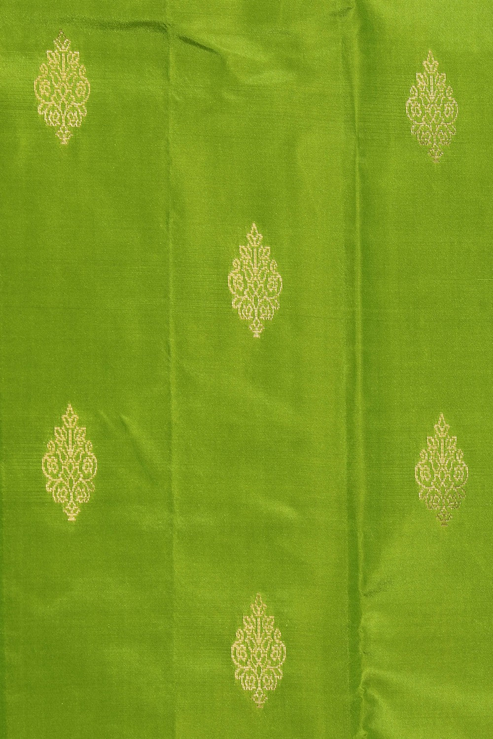 Kalanjali Green Silk Saree – Women's - view 2