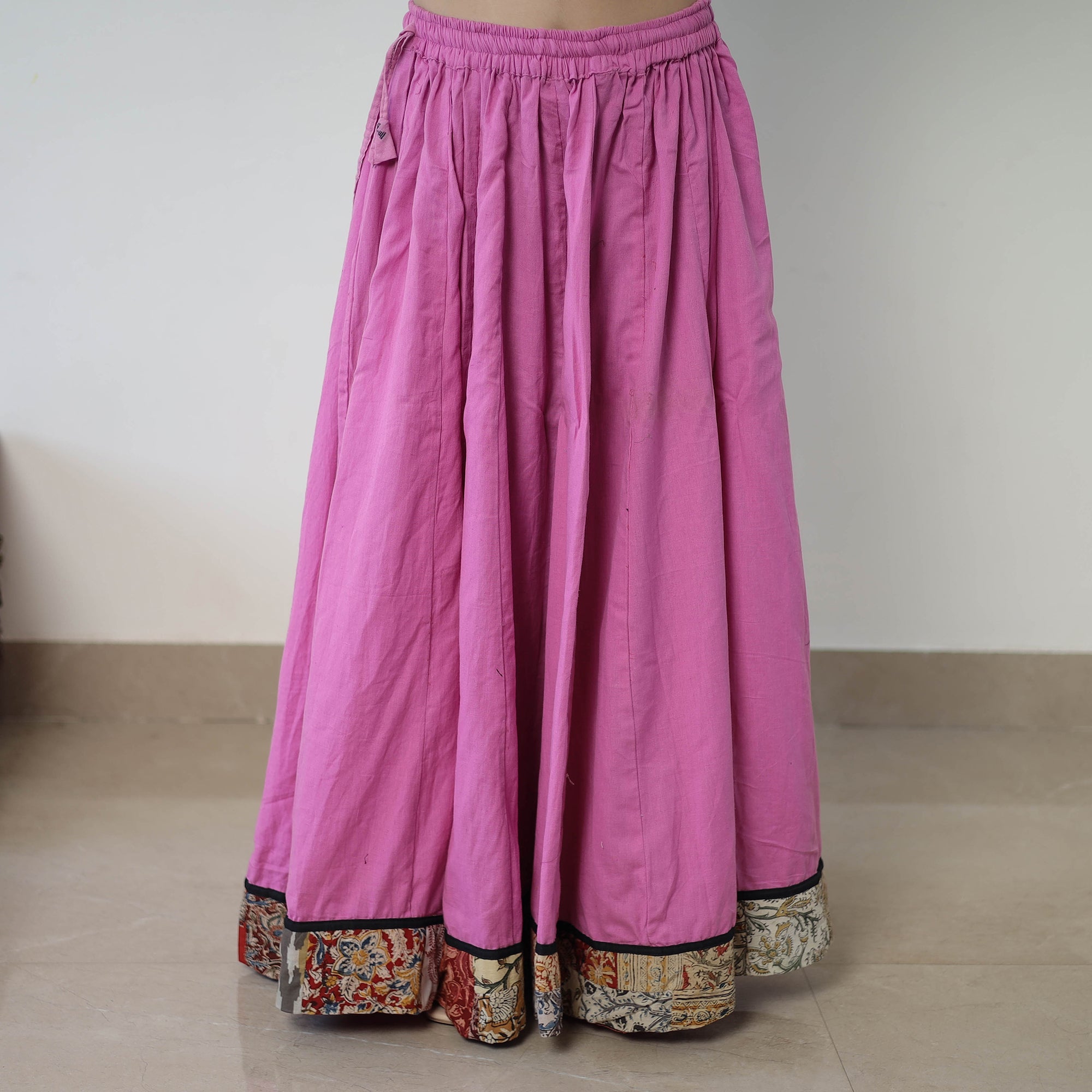 NOORI BAZAR 24 Kali Plain Cotton Skirt with Patchwork Border 06 - view 5