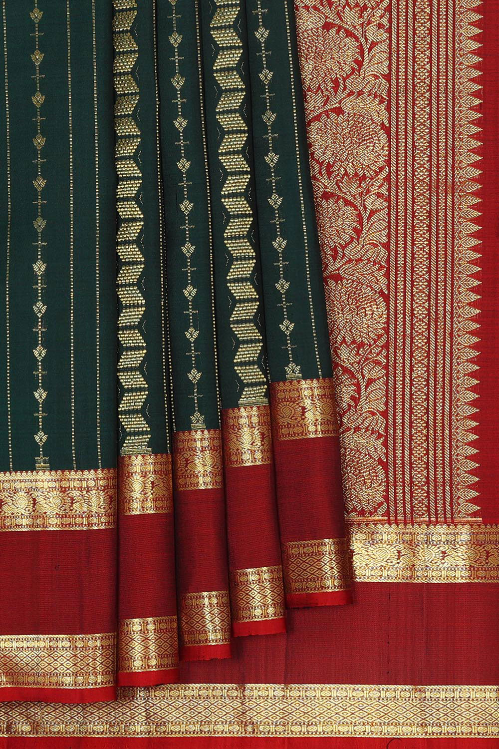 Kalanjali Kanchipattu Bottle Green Brocade Saree