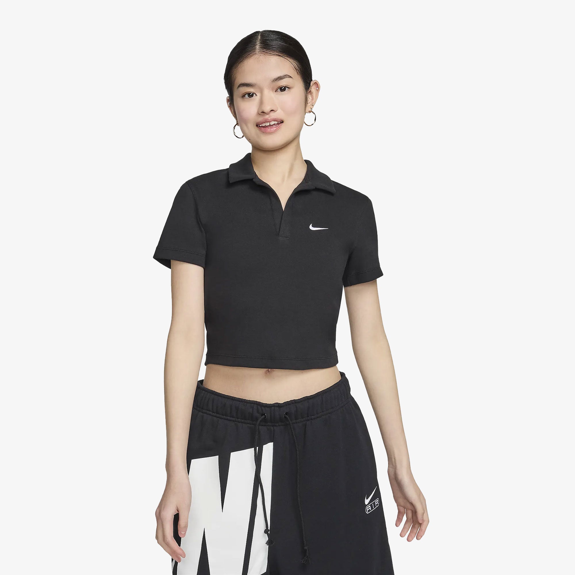 Sportswear essential black – Nike | Sportswear Essential { Black/white