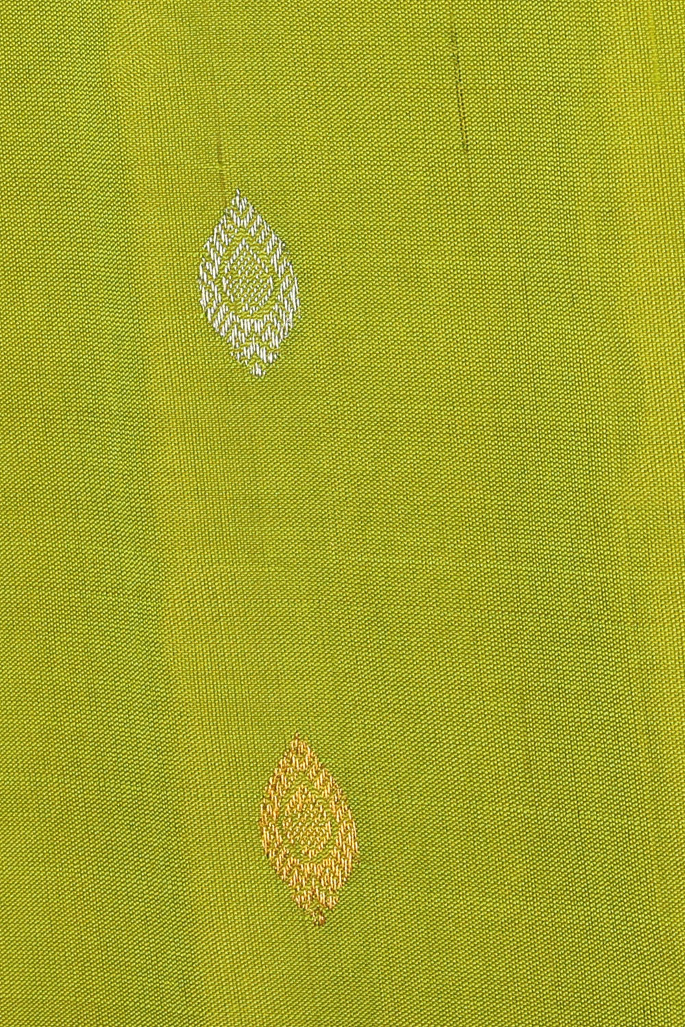 Kalanjali Gadwal Silk Spring-Green Saree – Women's - view 2