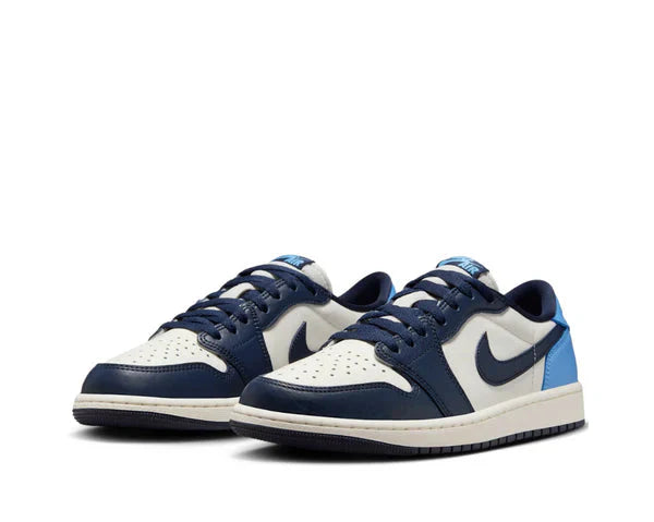 Sneaker Cafe Mumbai Jordan 1 Low OG Obsidian UNC - view 2