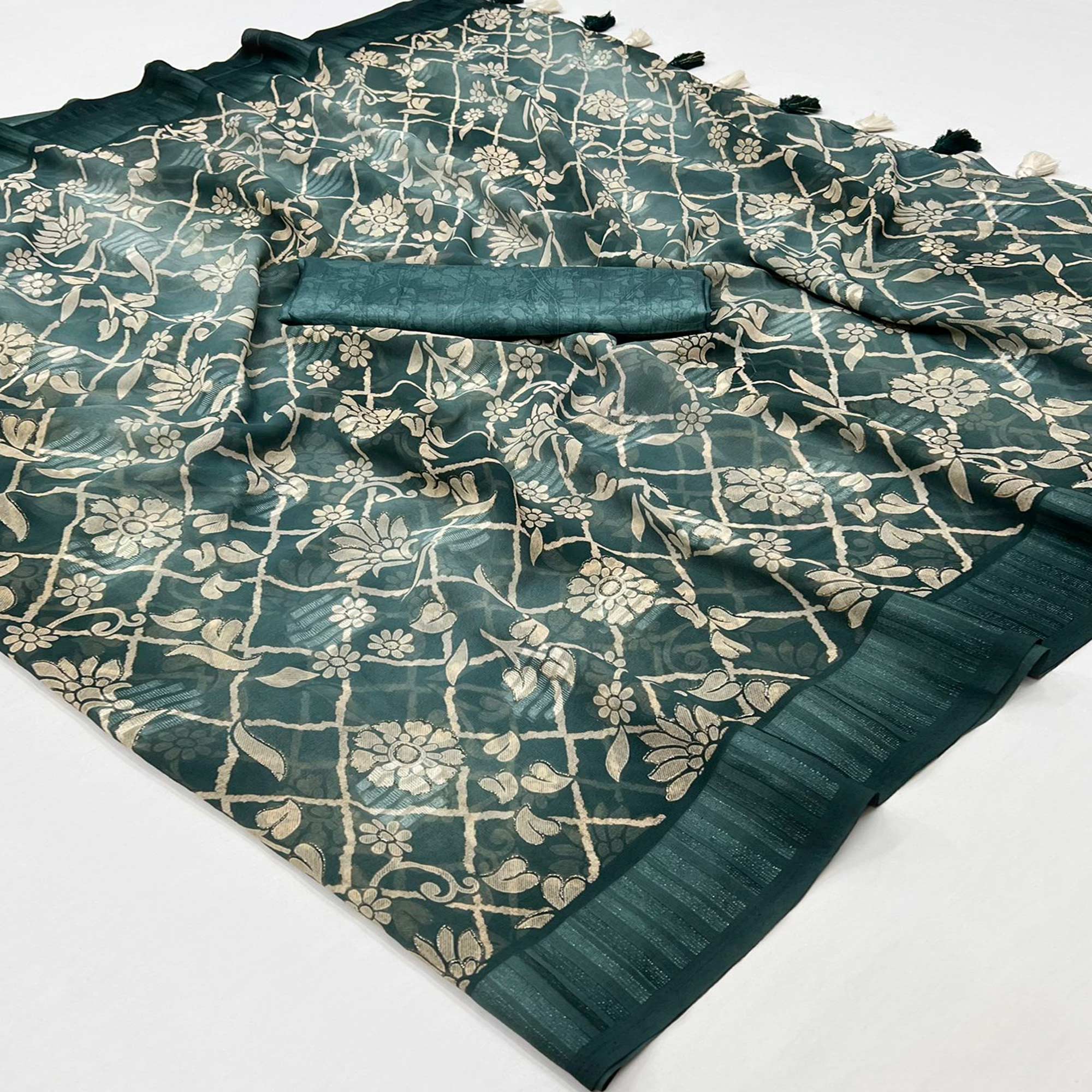 Peachmode Deep Sea Green Floral Foil Printed Georgette Saree With Tassels