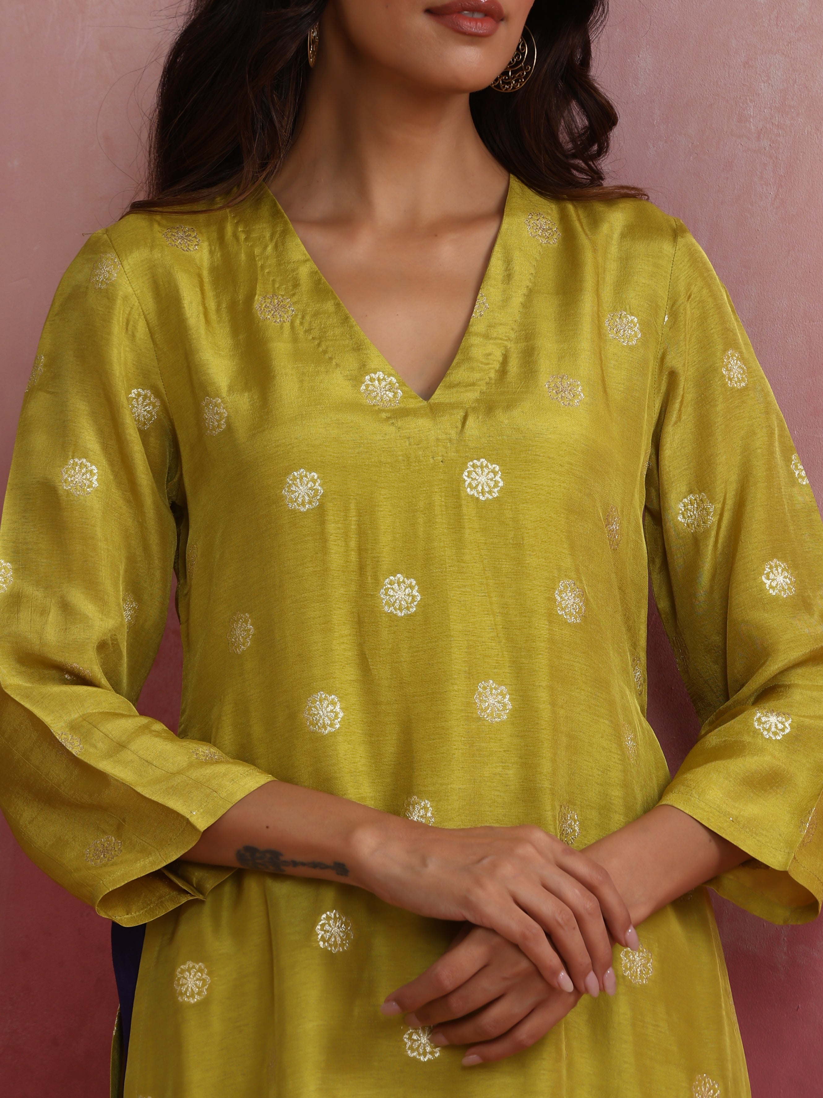 trueBrowns Lime Viscose Silk Kurta Set - view 6