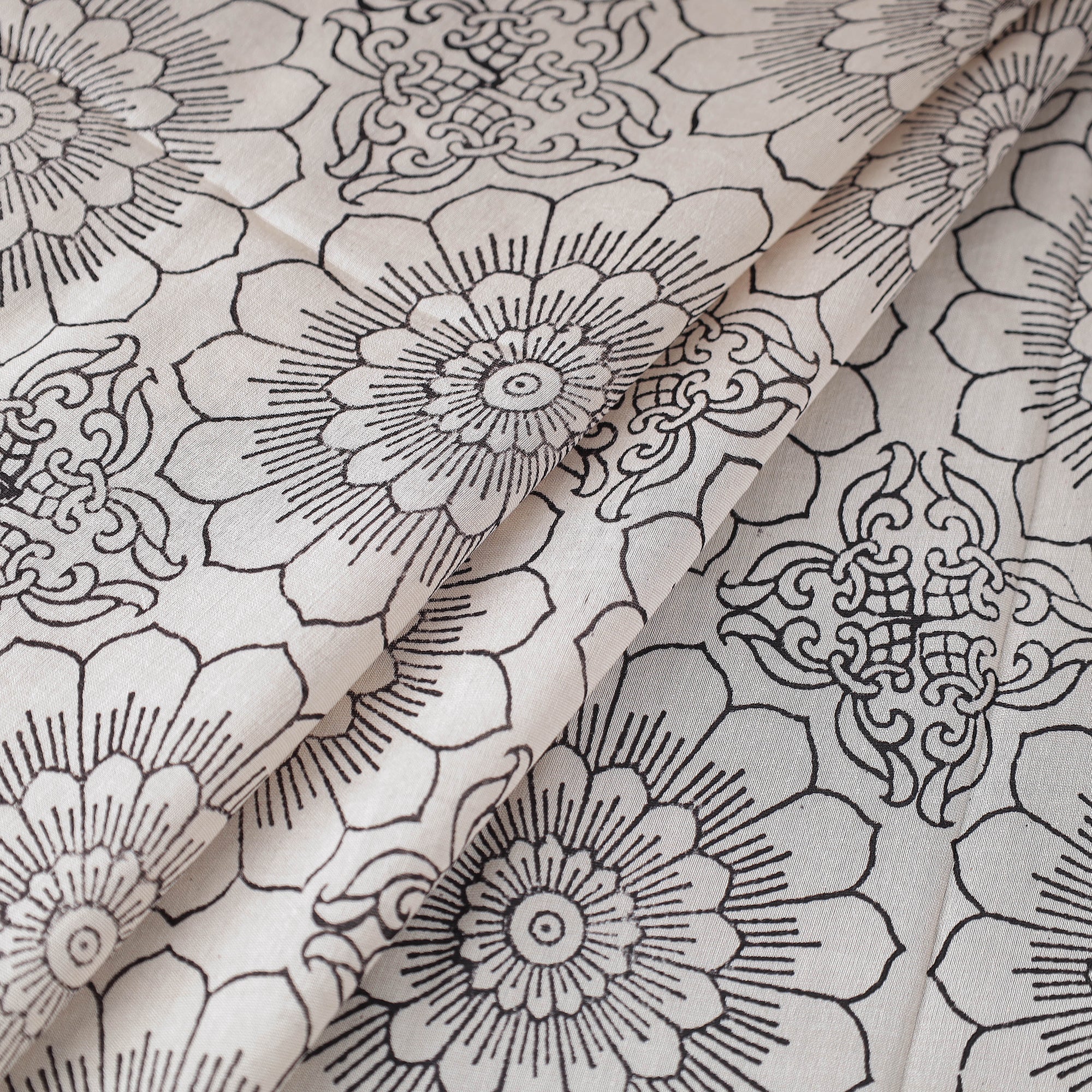 BAGH PRINTS BY MOHAMMED RAFIK KHATRI Beige - Bagh Print Handloom Chanderi Silk Fabric 03 - view 2