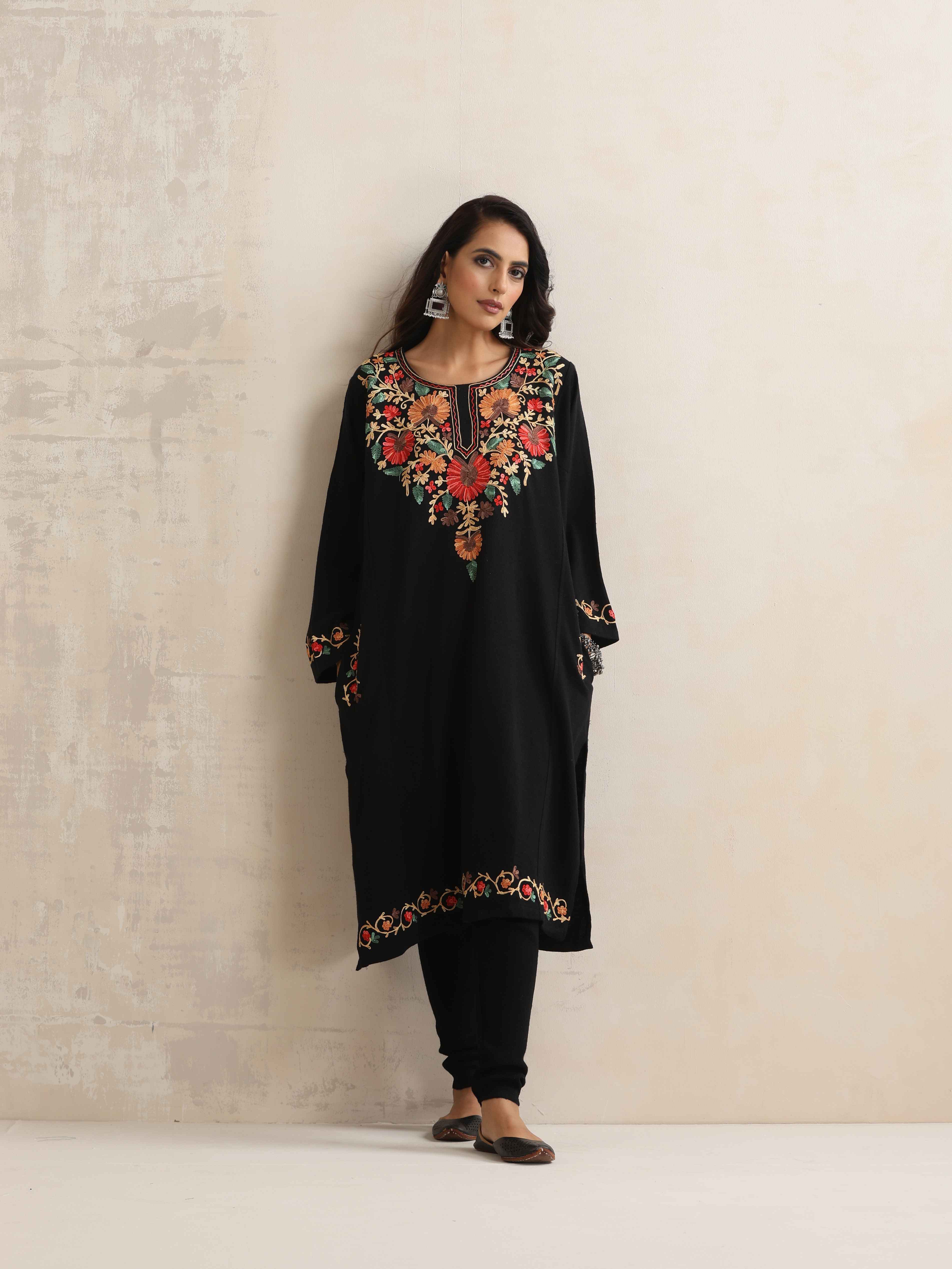 trueBrowns Black Kashmiri Floral Embroidered Woollen Phiran Kurta - view 2