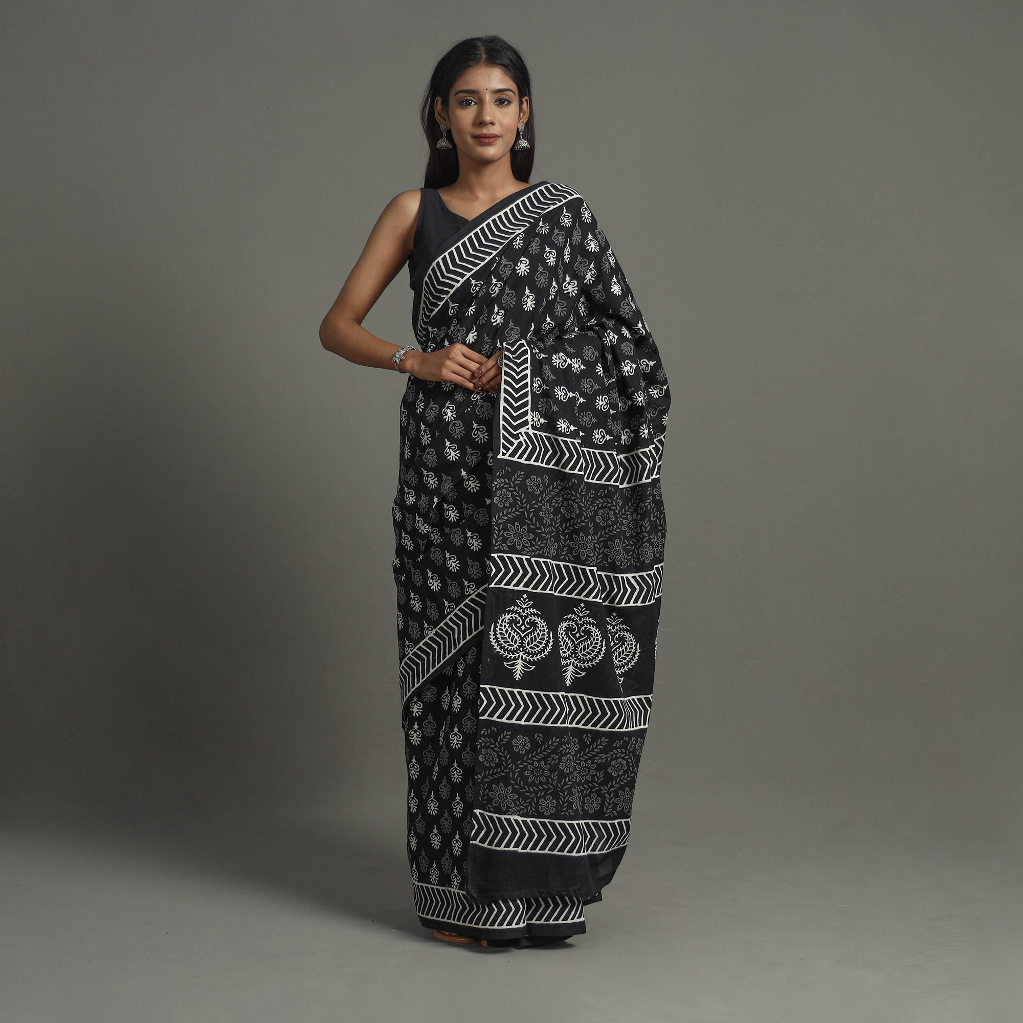 ITOKRI CRAFTS INITIATIVE Black - Natural Dyed Cotton Bagru Print Saree 16